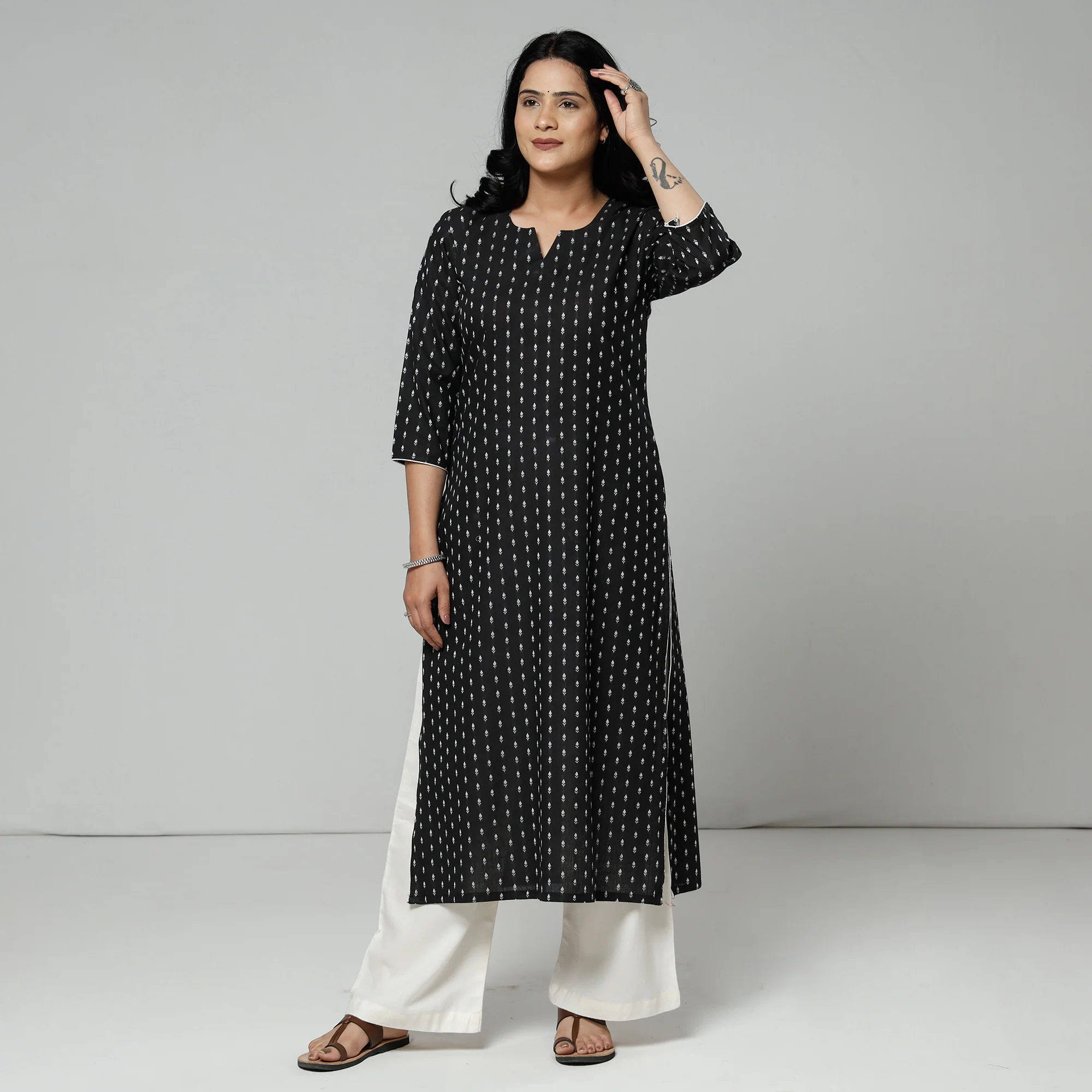 Black - Jacquard Cotton Long Straight Kurta - Image 2