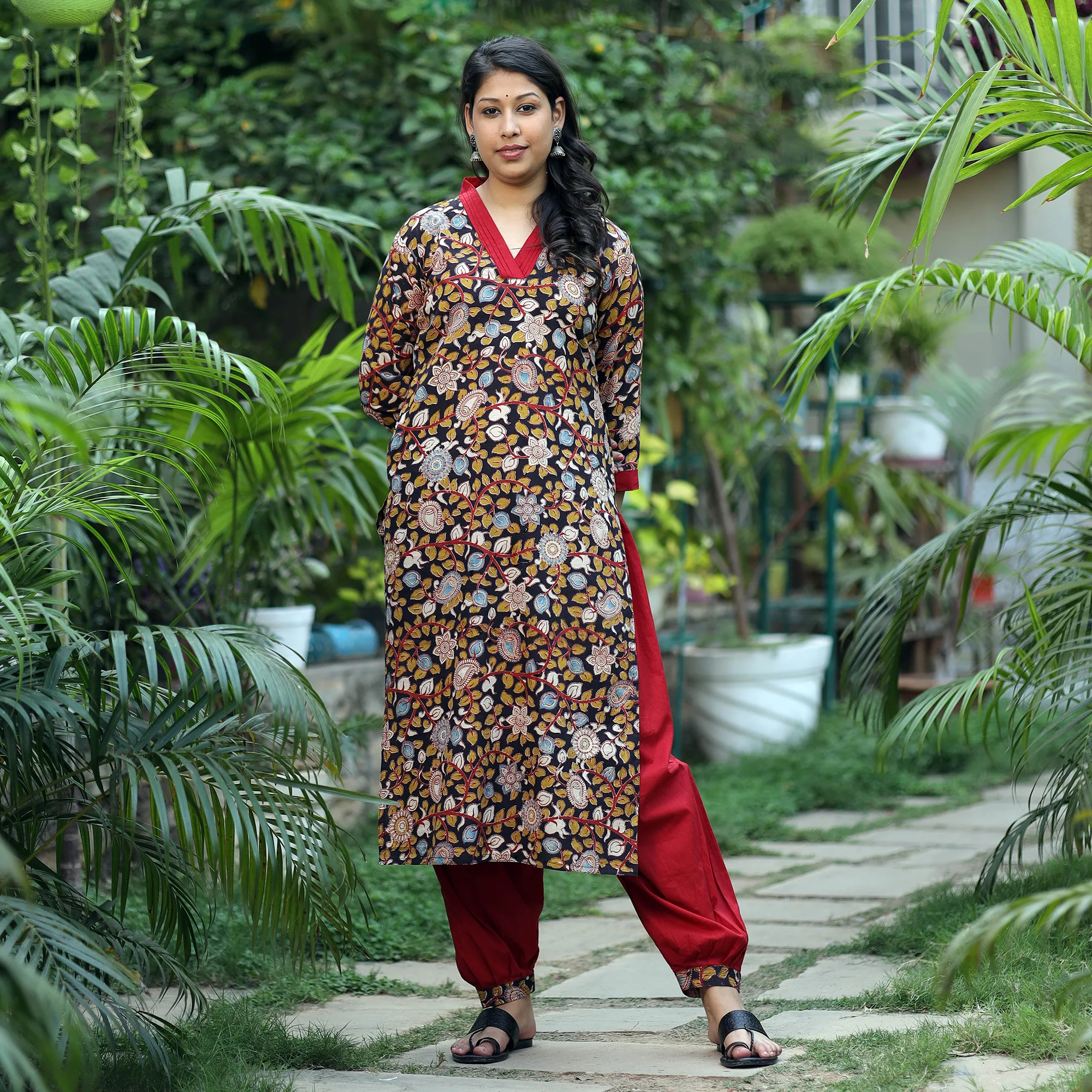 Black - Kalamkari Printed Cotton Kurta with Afghani Salwar Set - Image 4