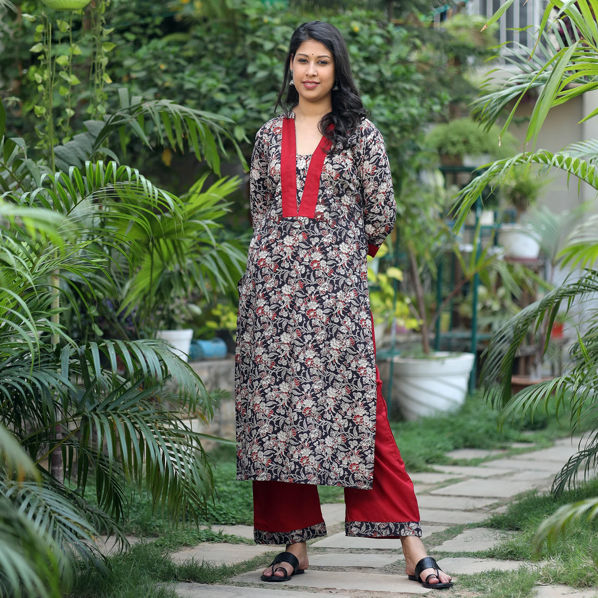 Black - Kalamkari Printed Cotton Kurta with Palazzo Set - Image 4