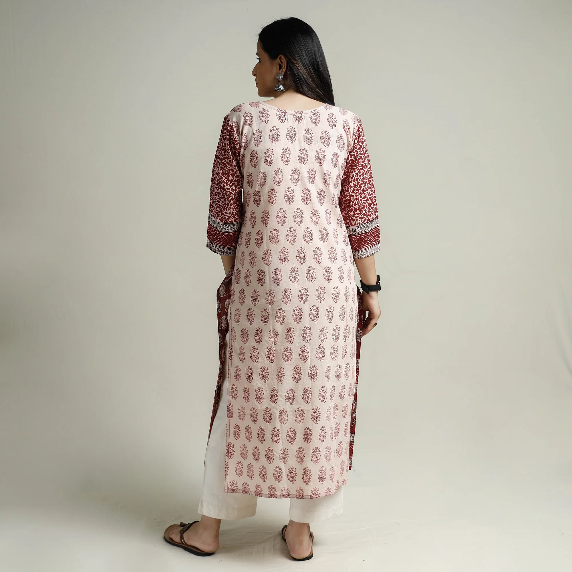 Red - Bagh Block Printed Cotton Long Straight Kurta - Image 4