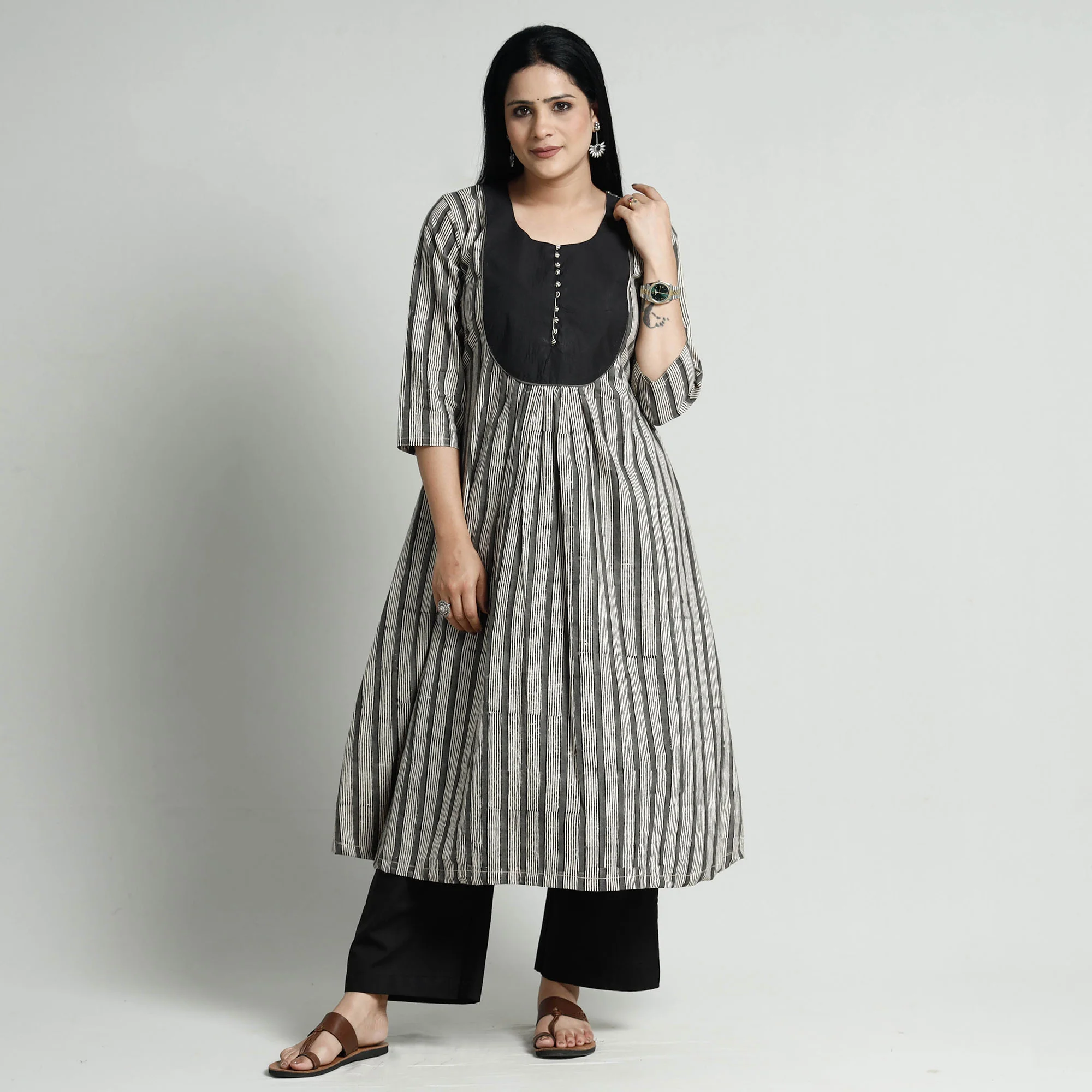 Grey - Bagru Block Printed Cotton Kurta with Palazzo Set - Image 3