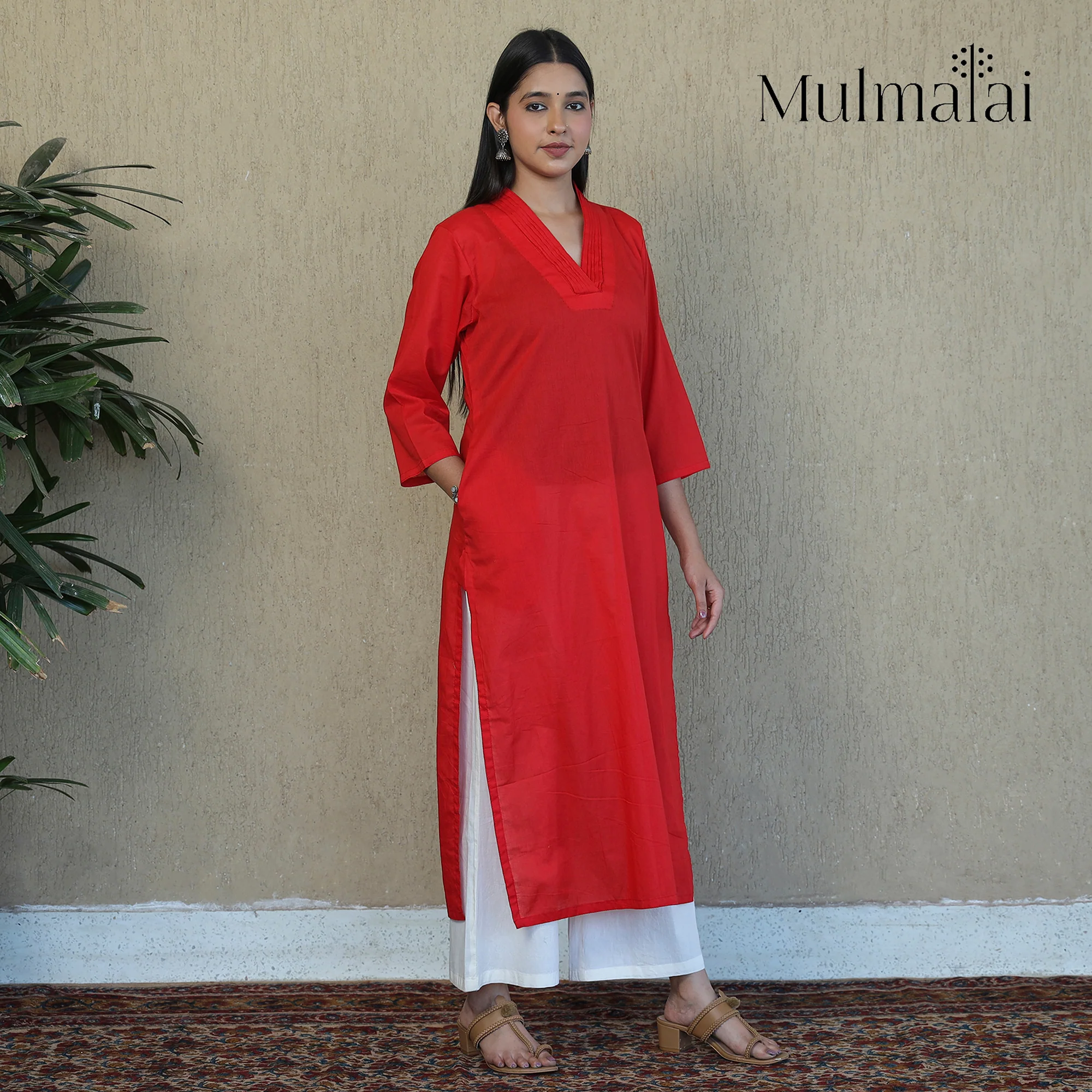 Red - Mulmalai Cotton Plain Dyed Straight Kurta