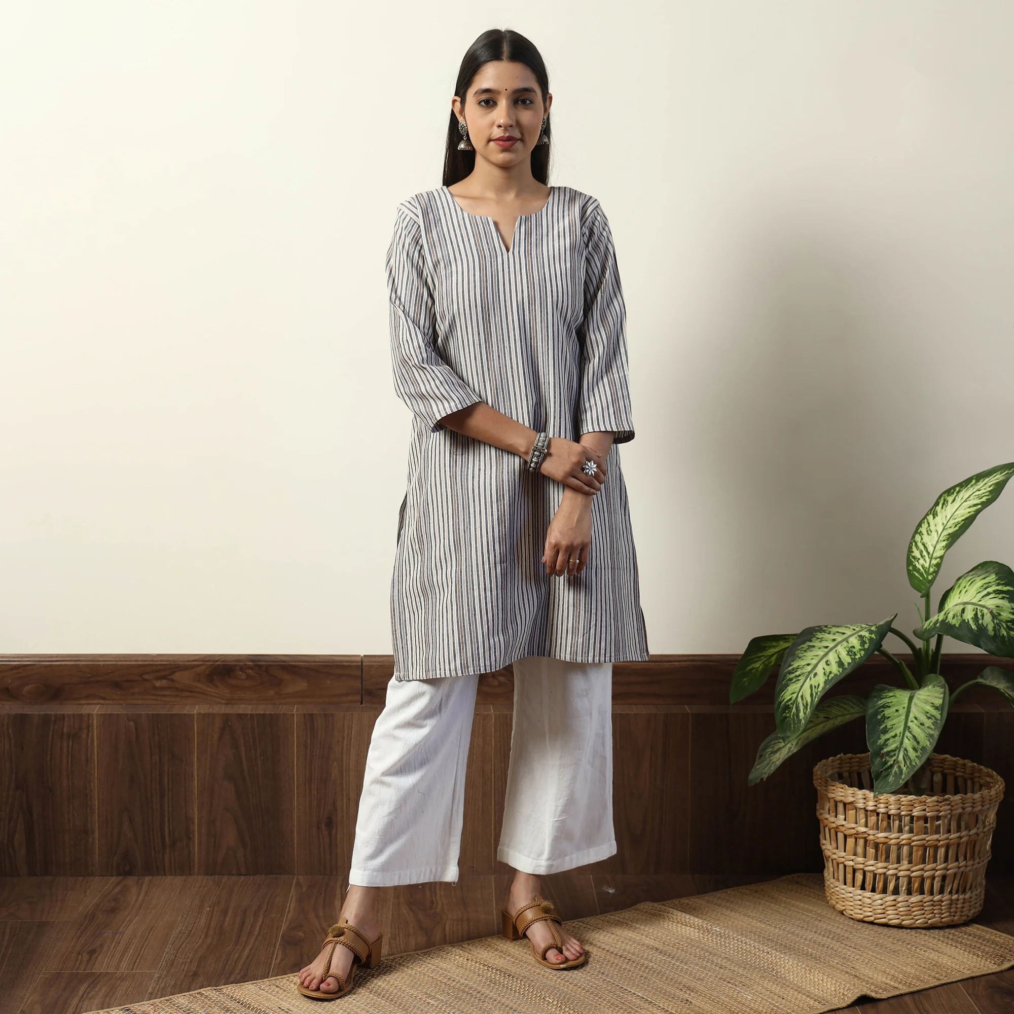 Grey - Jhiri Handloom Cotton Straight Short Kurta - Image 2