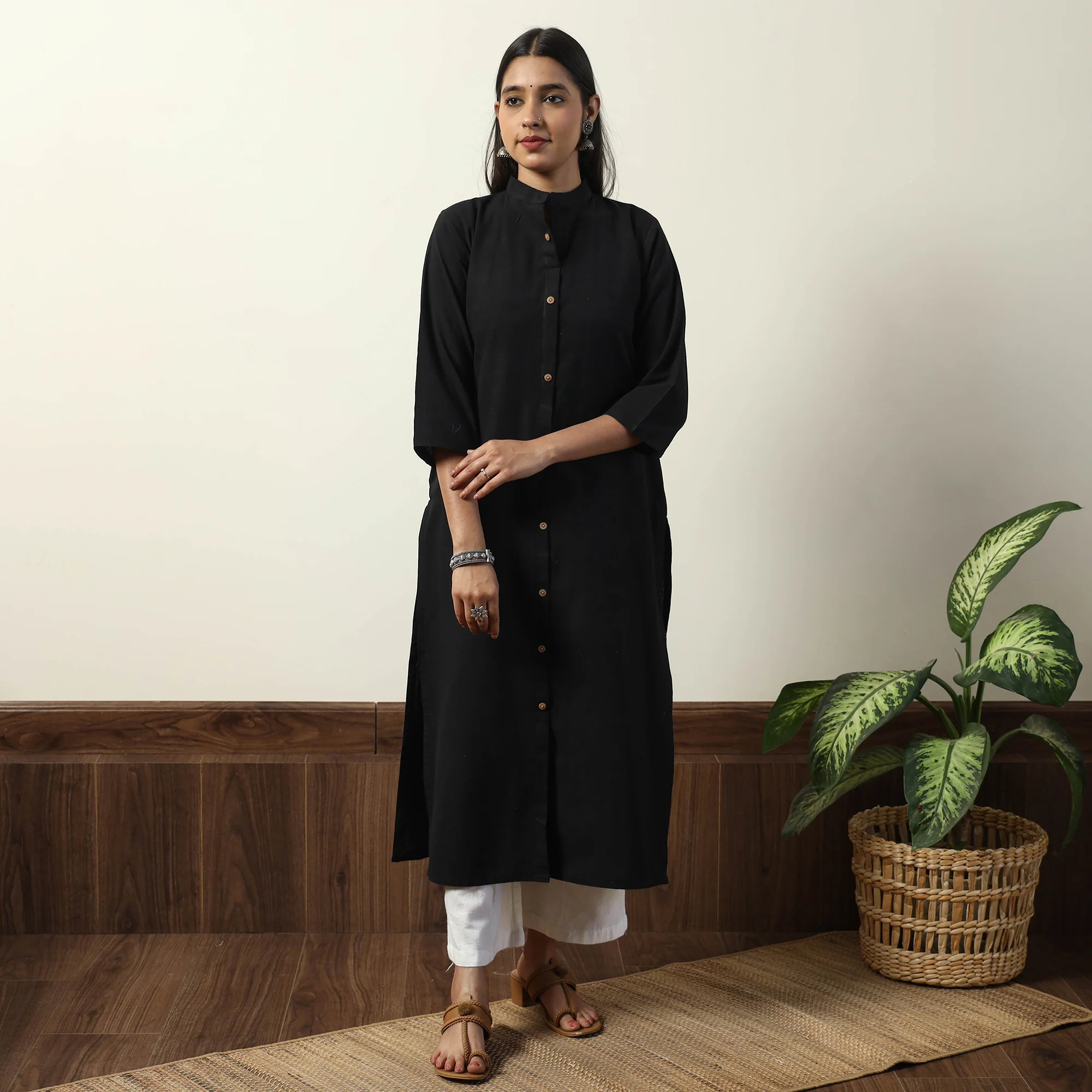 Black - Jhiri Handloom Cotton Straight Long Kurta - Image 2