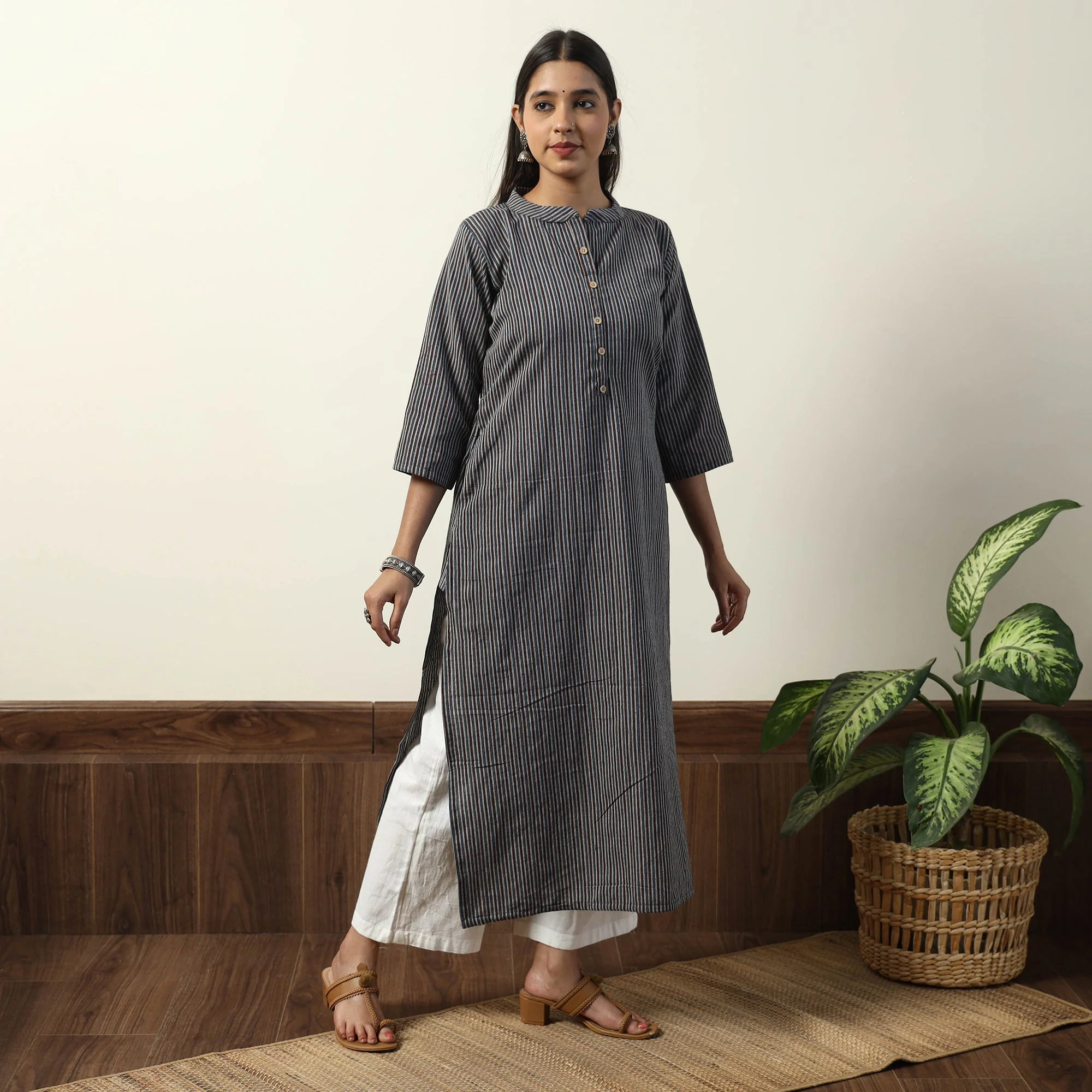 Grey - Jhiri Handloom Cotton Straight Long Kurta - Image 4