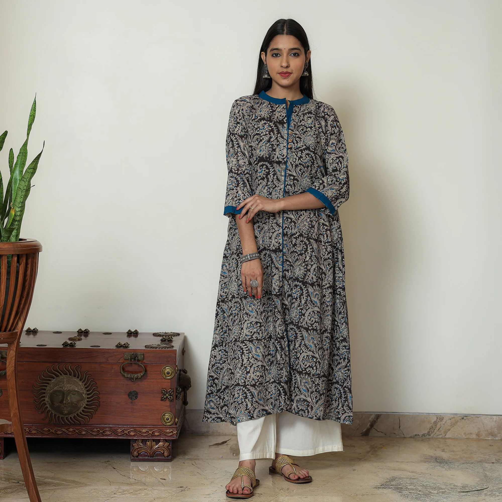 Black - Block Print Cotton A-Line Kalamkari Kurta 08 - Image 3