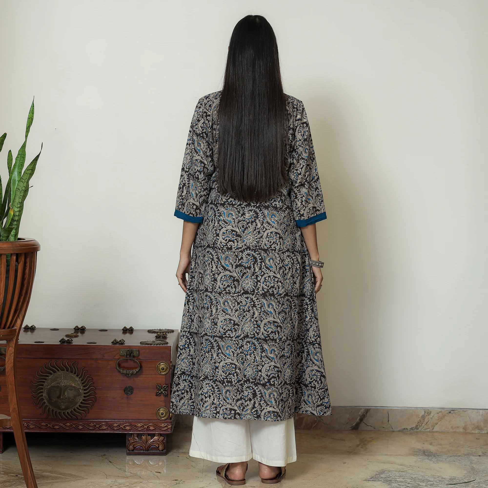 Black - Block Print Cotton A-Line Kalamkari Kurta 08 - Image 4