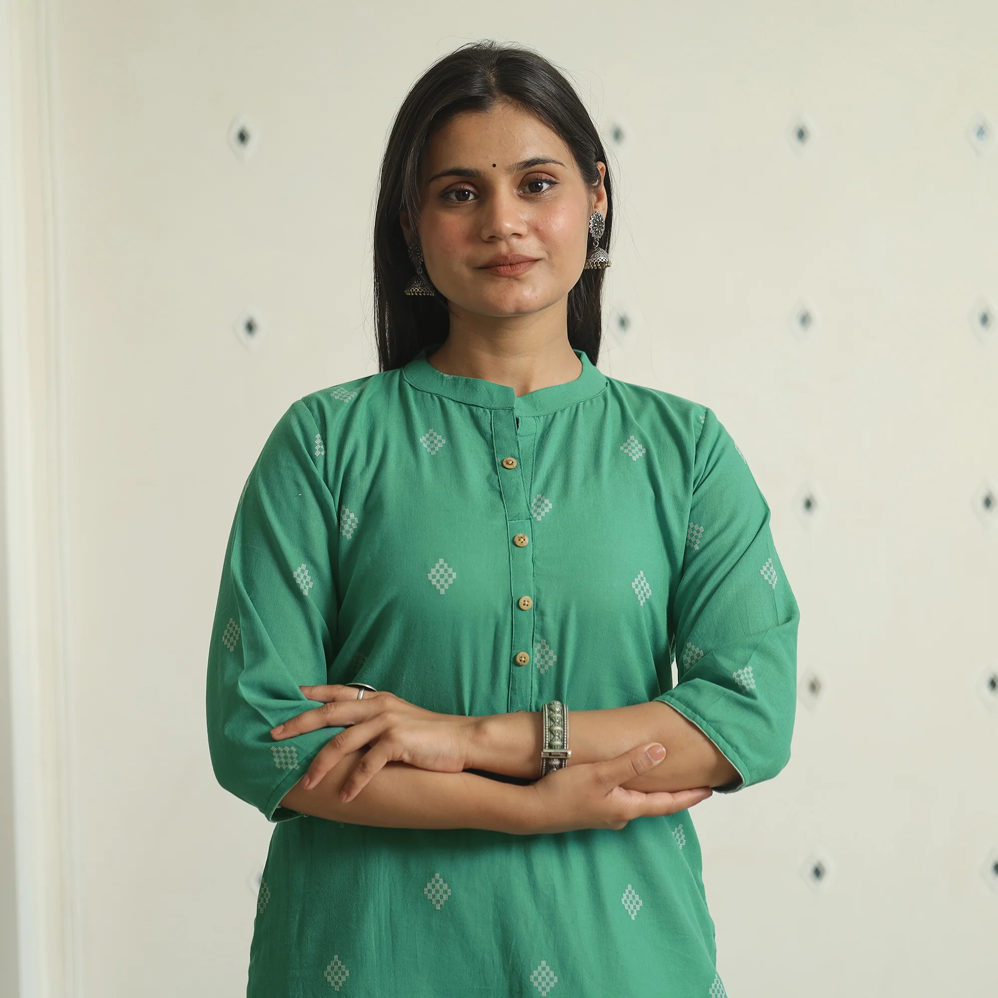 Green - Jacquard Weave Cotton Straight Kurta 04 - Image 4