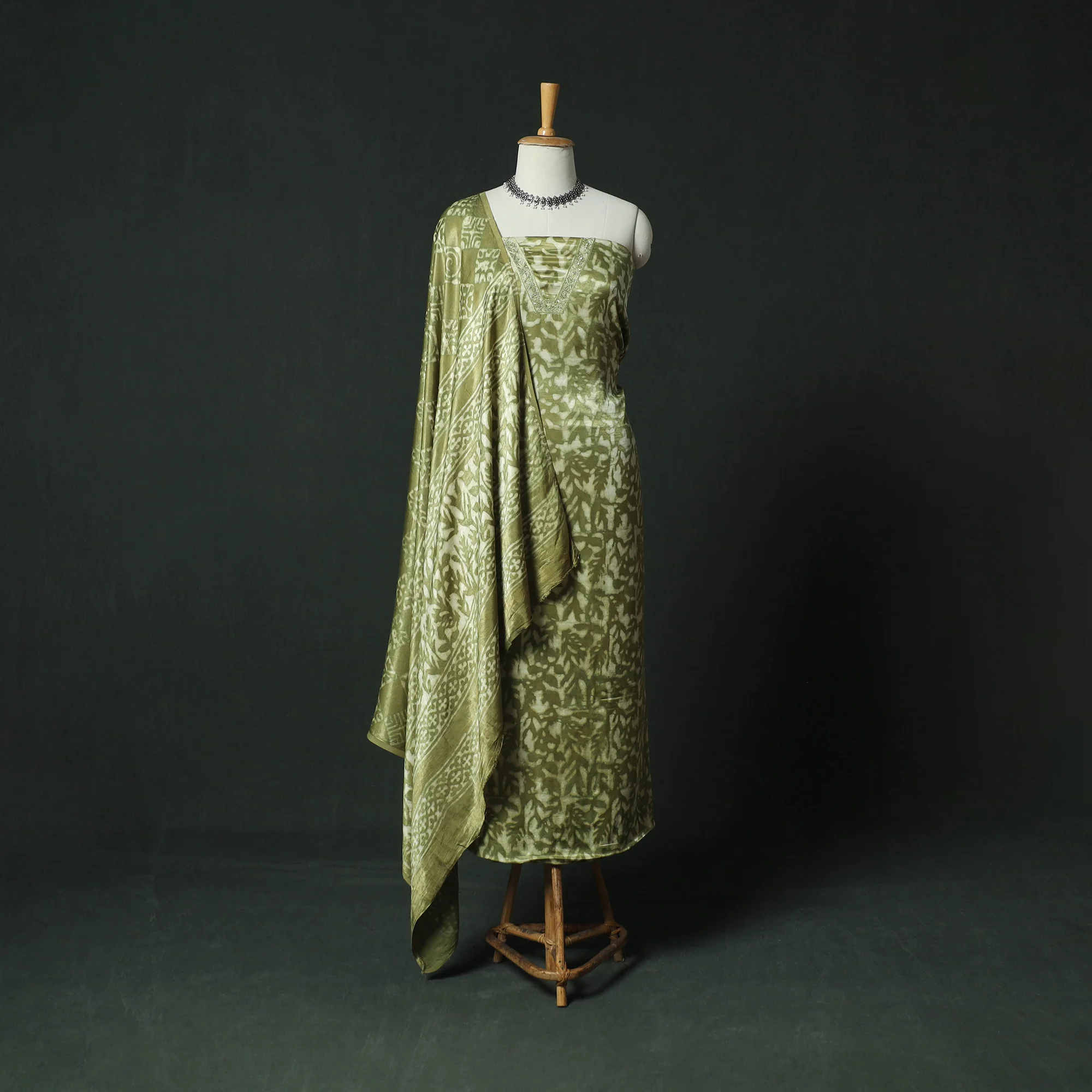 Green - Bagru Vanaspati Block Print Modal Silk Lace Handwork 2pc Unstitched Dress Material Kurta Set 19