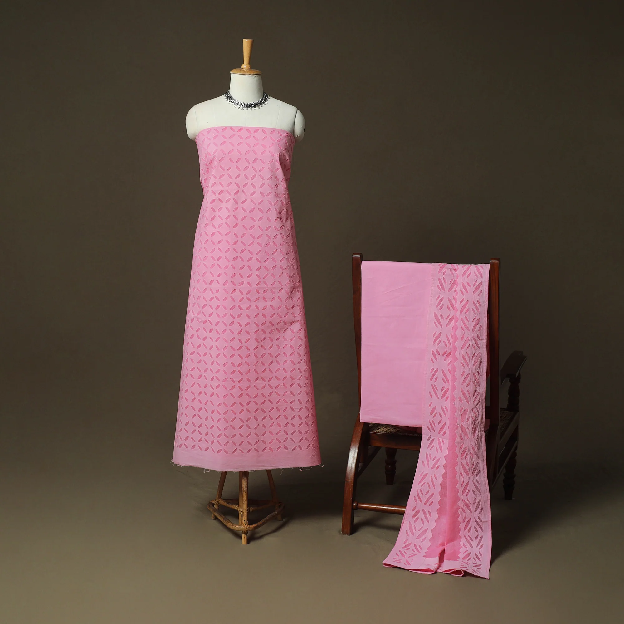Pink - Barmer Applique Cutwork Cotton 3pc Unstitched Dress Material Suit Set 17 - Image 2