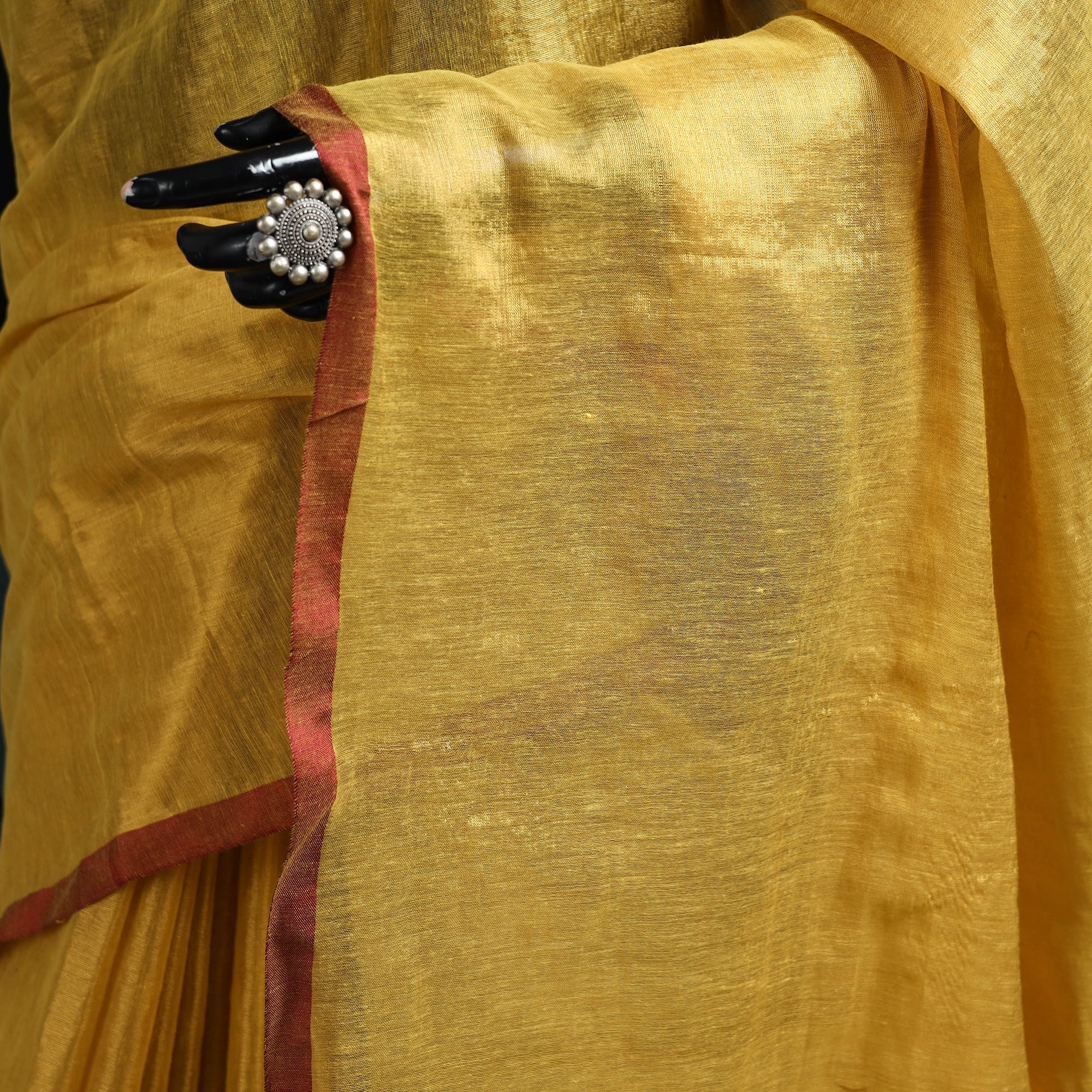 Bengal Fine Tissue Zari Saree 36 - Image 3