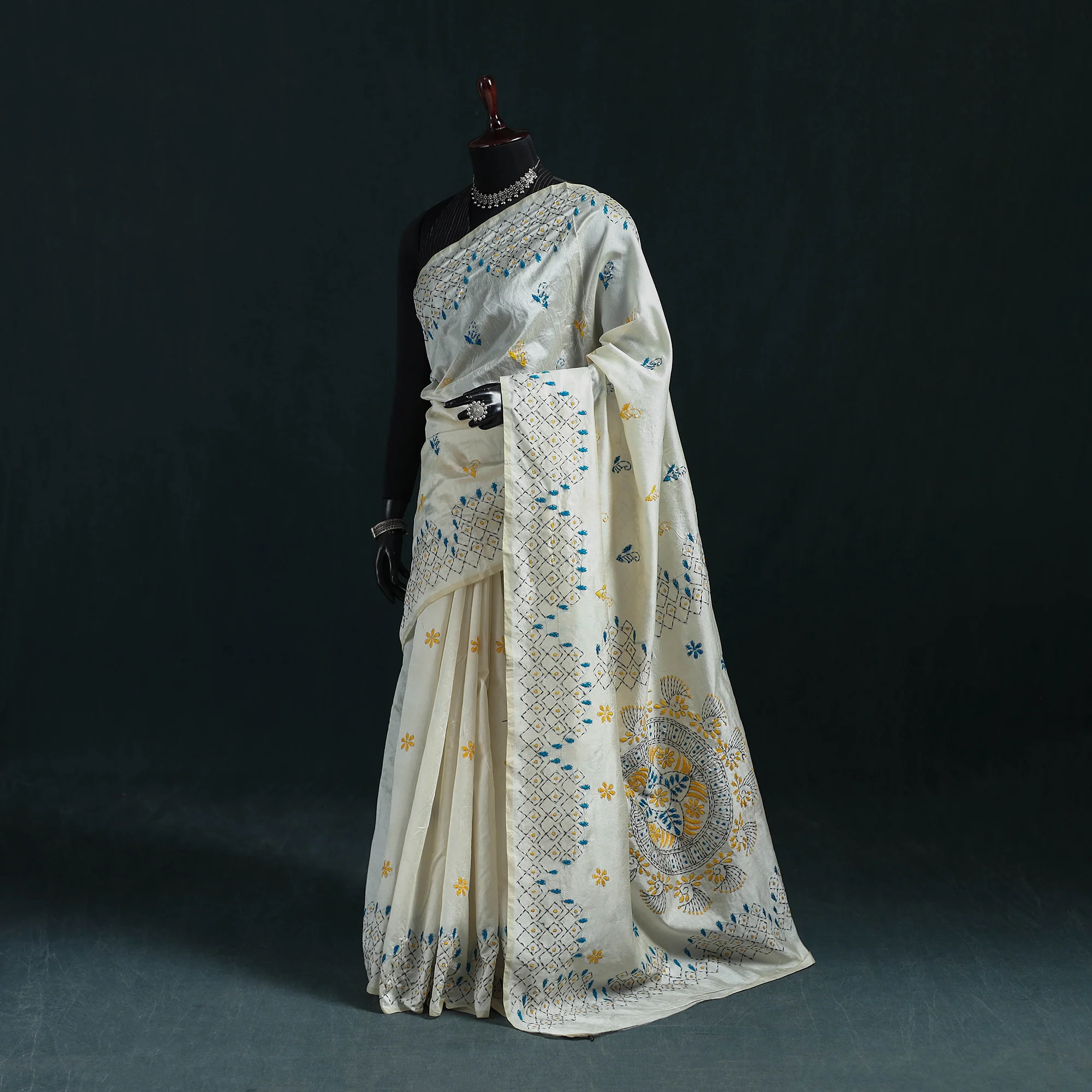 Bengal Hand Embroidery Silk Nakshi Kantha Saree 08