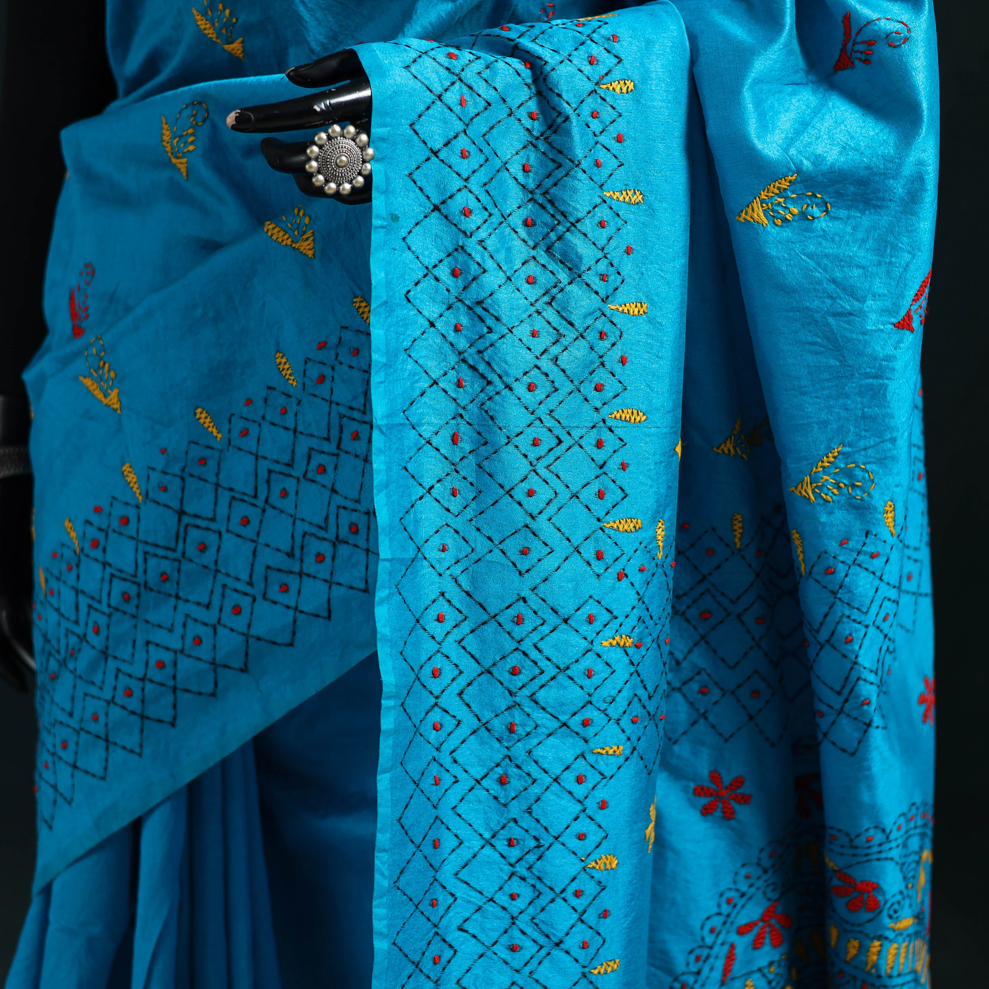 Bengal Hand Embroidery Silk Nakshi Kantha Saree 24 - Image 3