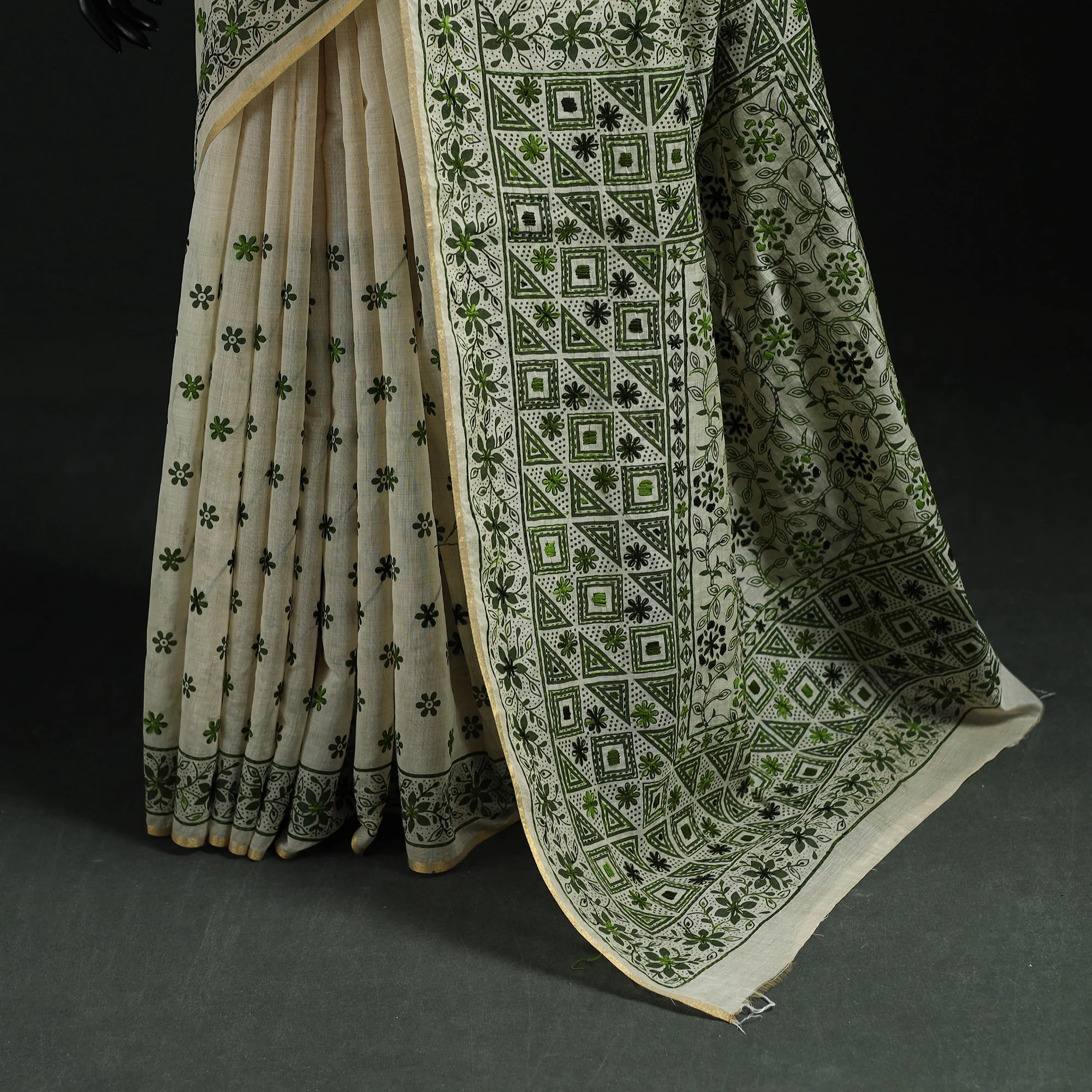 Green - Bengal Kantha Hand Embroidery Silk Cotton Chapa Work Saree 04 - Image 4