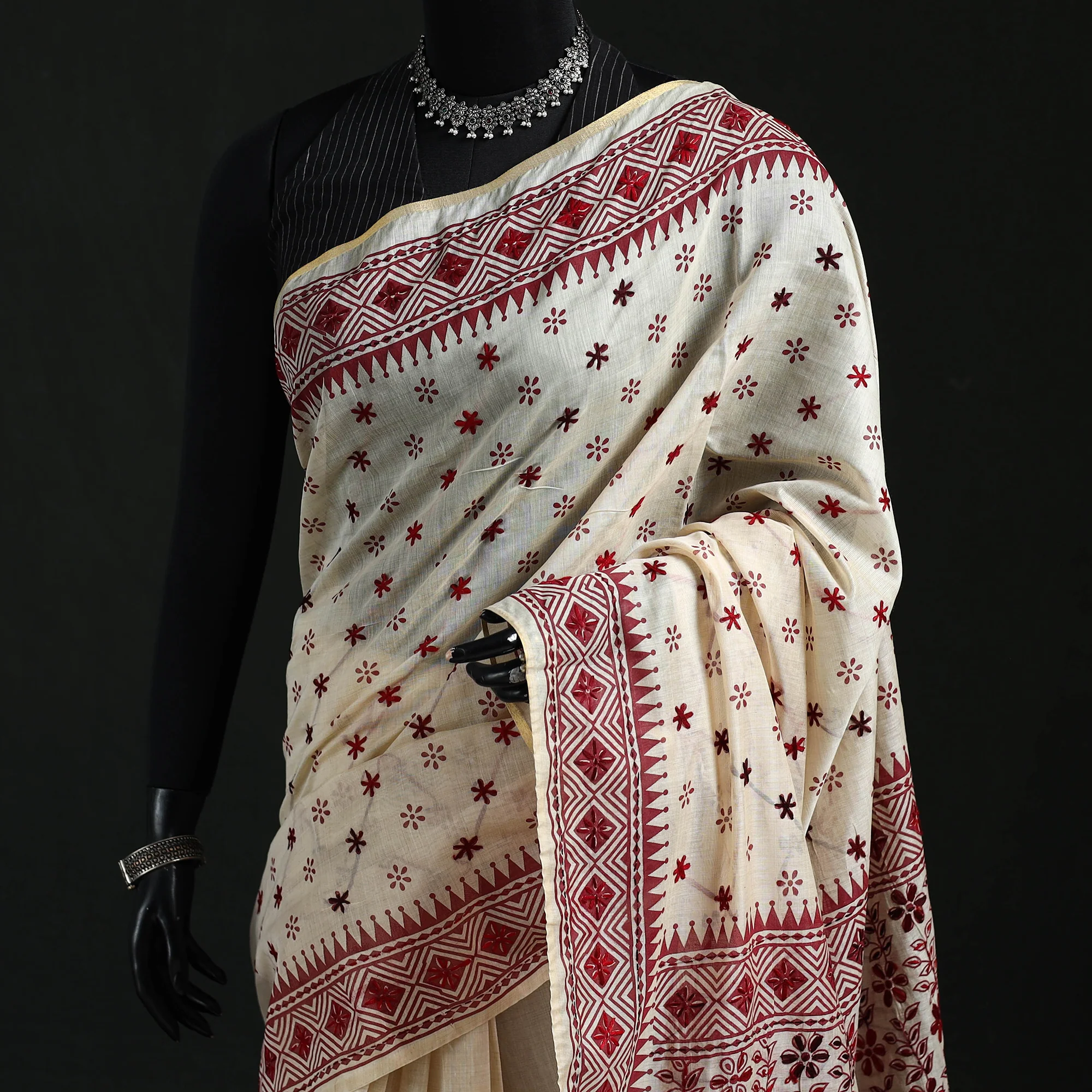 white - Bengal Kantha Hand Embroidery Silk Cotton Chapa Work Saree 106 - Image 2