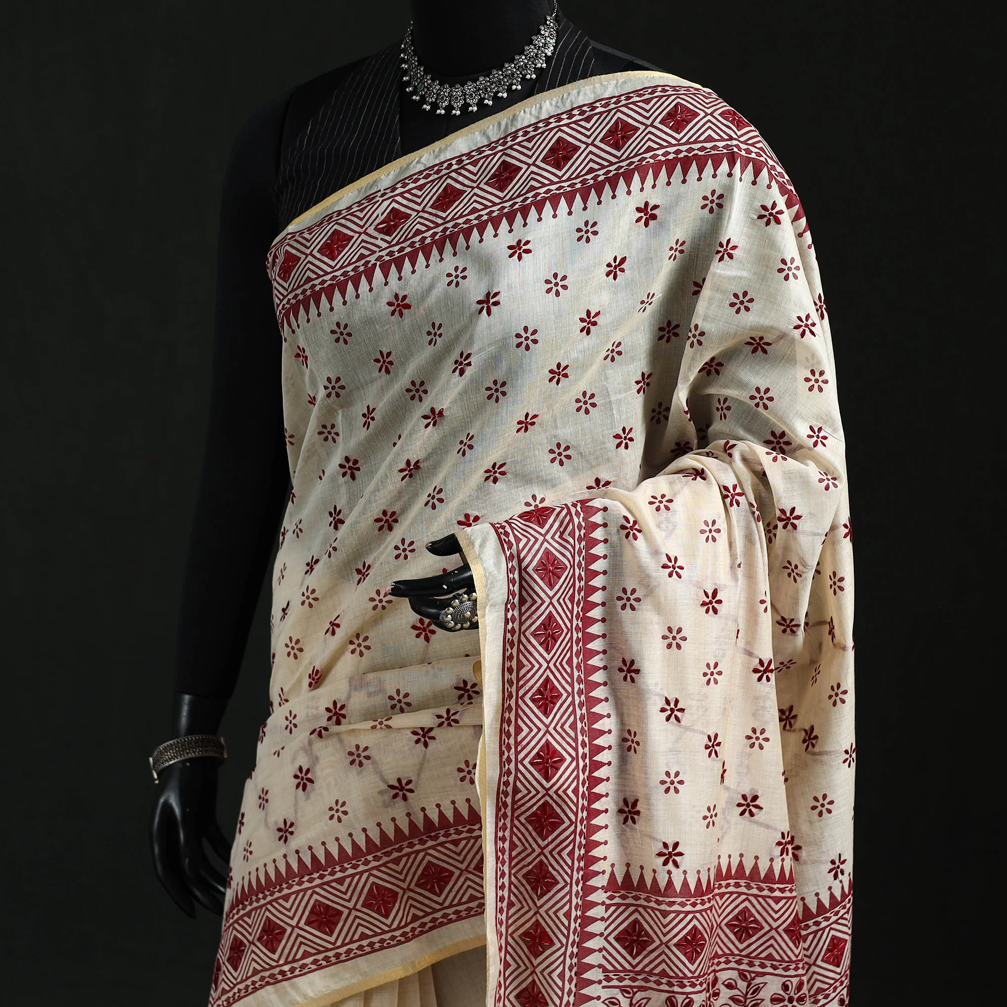 White - Bengal Kantha Hand Embroidery Silk Cotton Chapa Work Saree 111 - Image 2