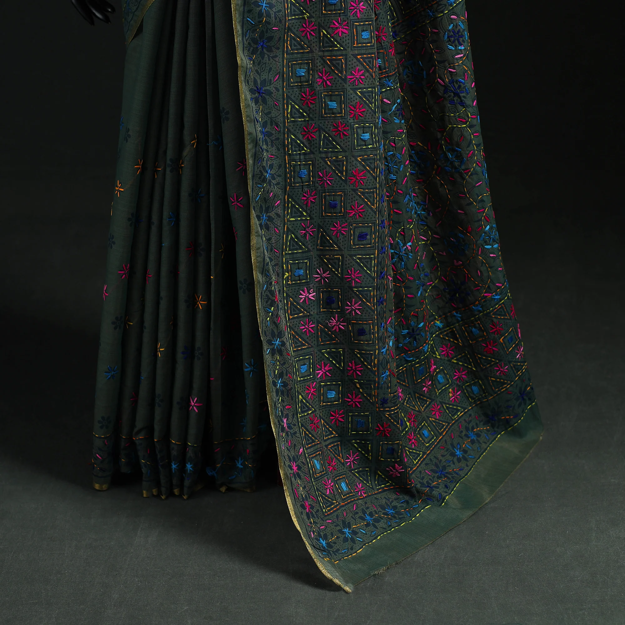Green - Bengal Kantha Hand Embroidery Silk Cotton Chapa Work Saree 25 - Image 4