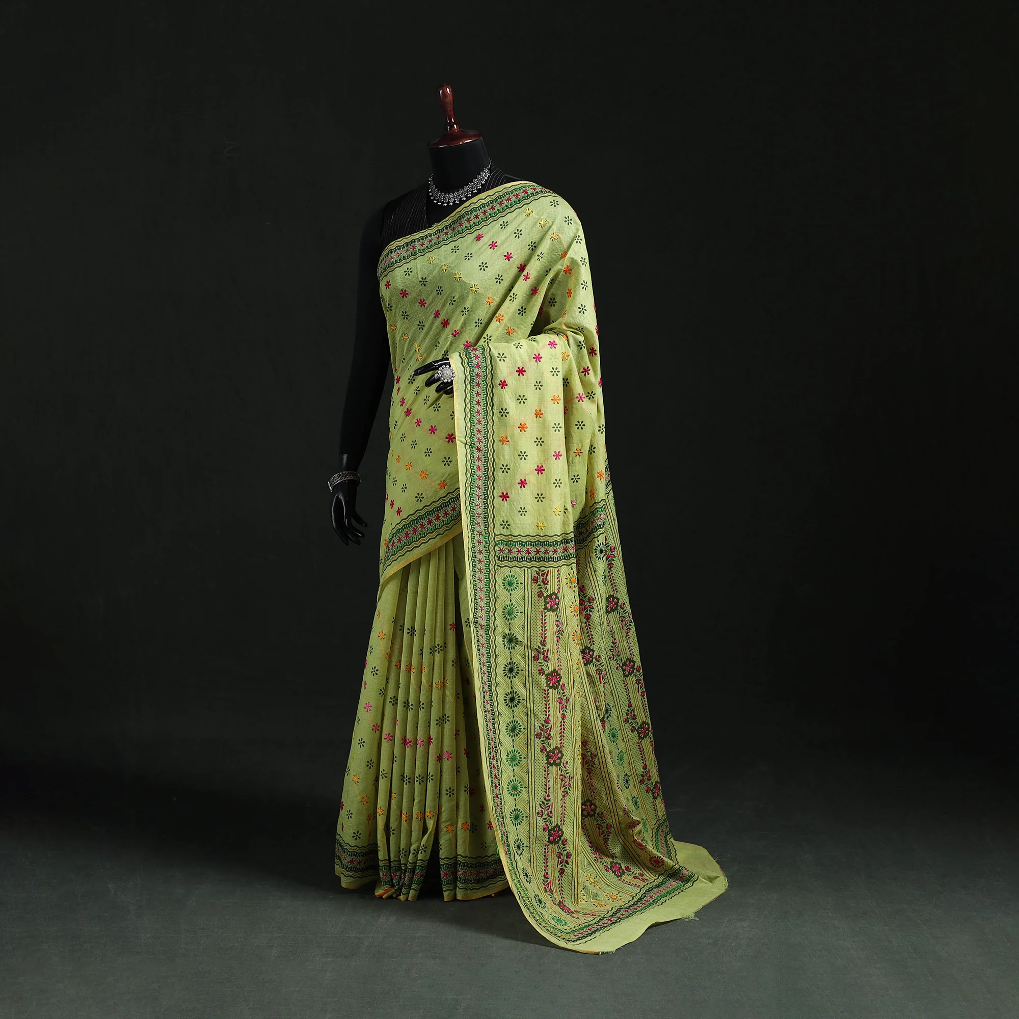 Green - Bengal Kantha Hand Embroidery Silk Cotton Chapa Work Saree 31