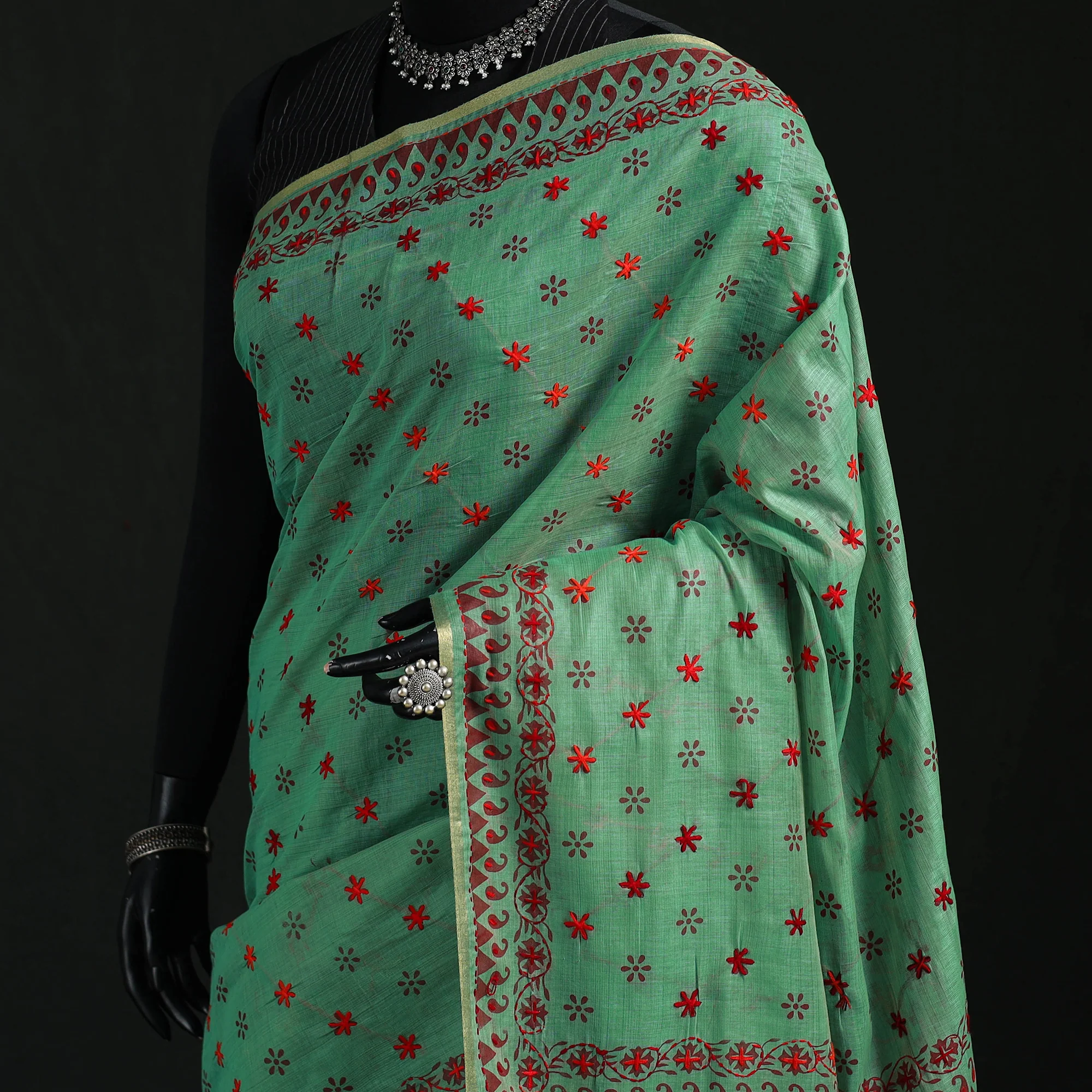 Green - Bengal Kantha Hand Embroidery Silk Cotton Chapa Work Saree 33 - Image 2