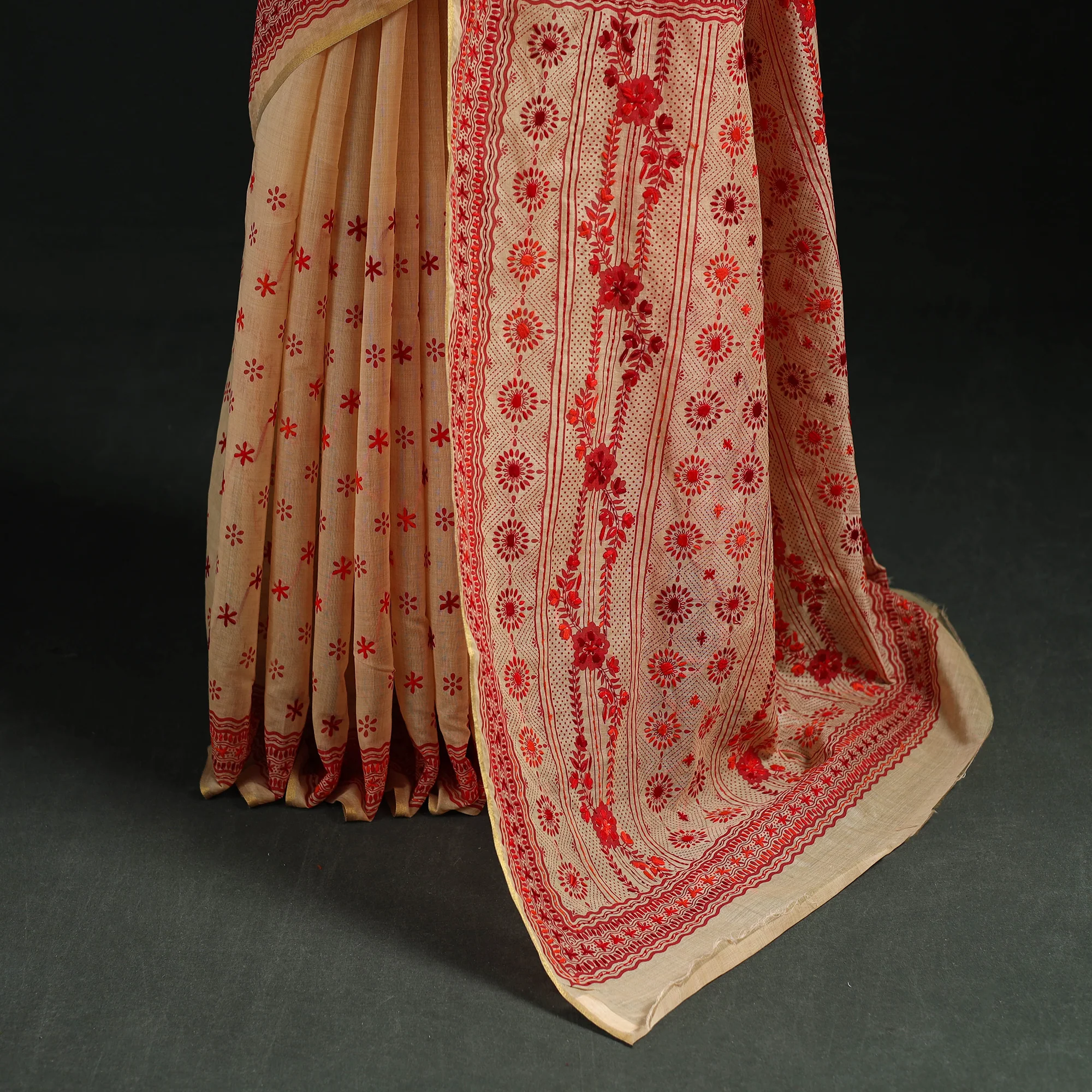 Beige - Bengal Kantha Hand Embroidery Silk Cotton Chapa Work Saree 41 - Image 4