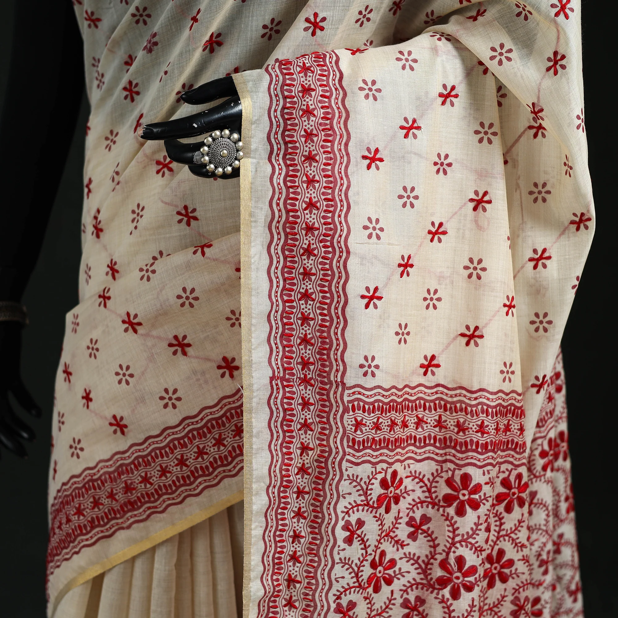 White - Bengal Kantha Hand Embroidery Silk Cotton Chapa Work Saree 48 - Image 3