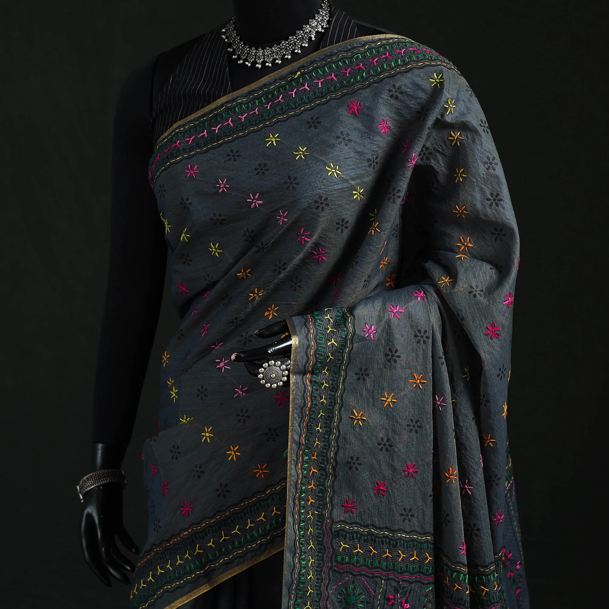 Black - Bengal Kantha Hand Embroidery Silk Cotton Chapa Work Saree 78 - Image 2