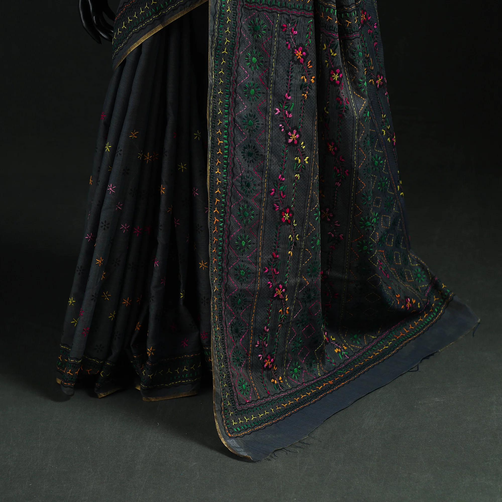 Black - Bengal Kantha Hand Embroidery Silk Cotton Chapa Work Saree 78 - Image 4