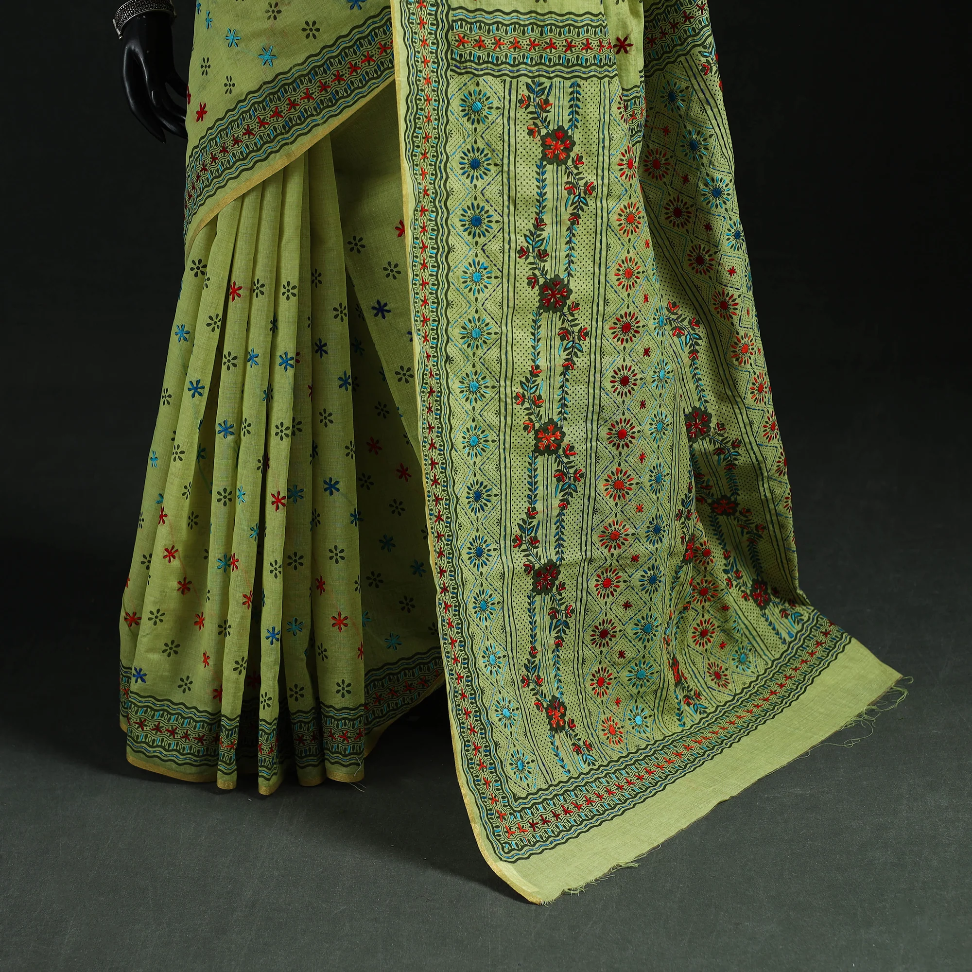 Green - Bengal Kantha Hand Embroidery Silk Cotton Chapa Work Saree 89 - Image 4
