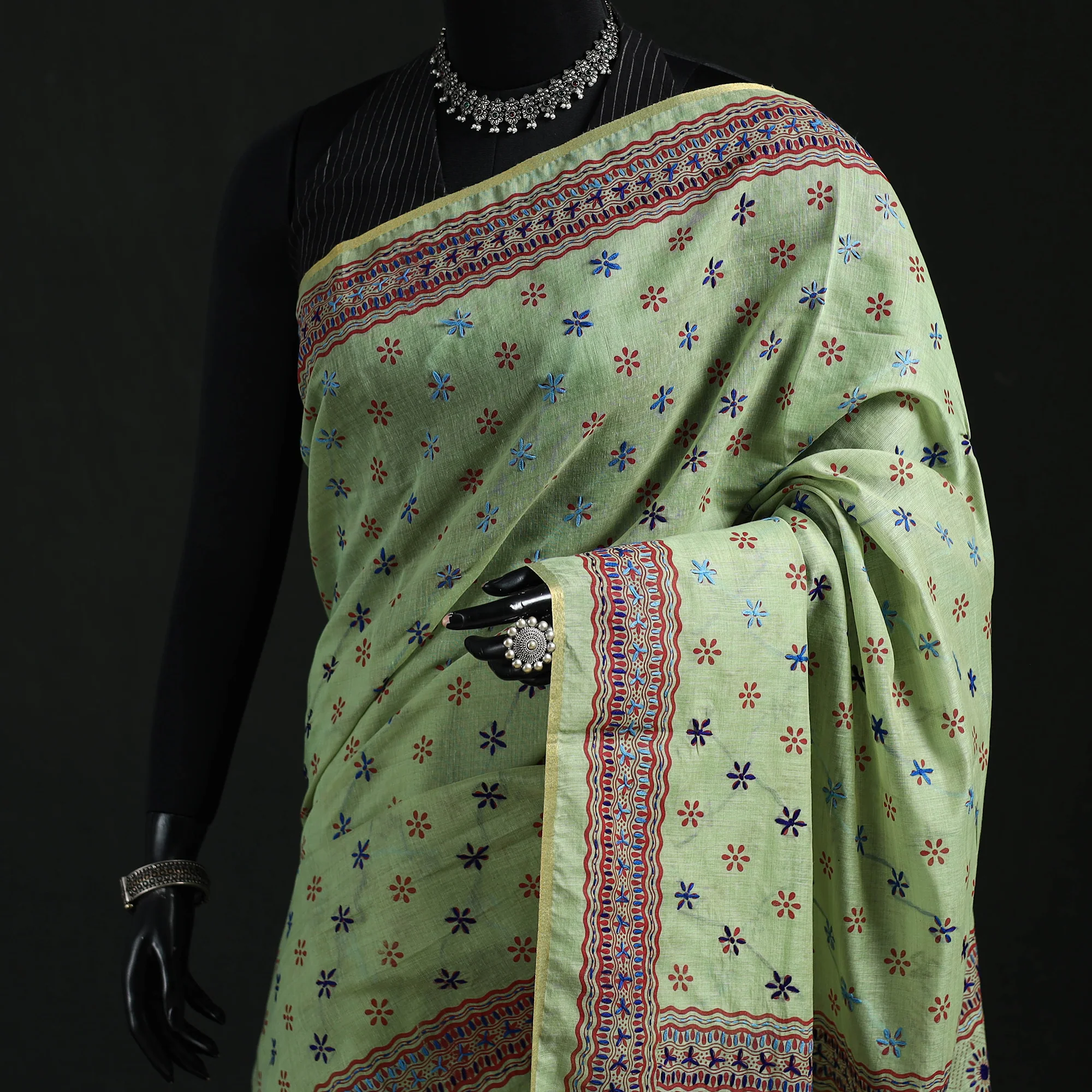 Green - Bengal Kantha Hand Embroidery Silk Cotton Chapa Work Saree 93 - Image 2