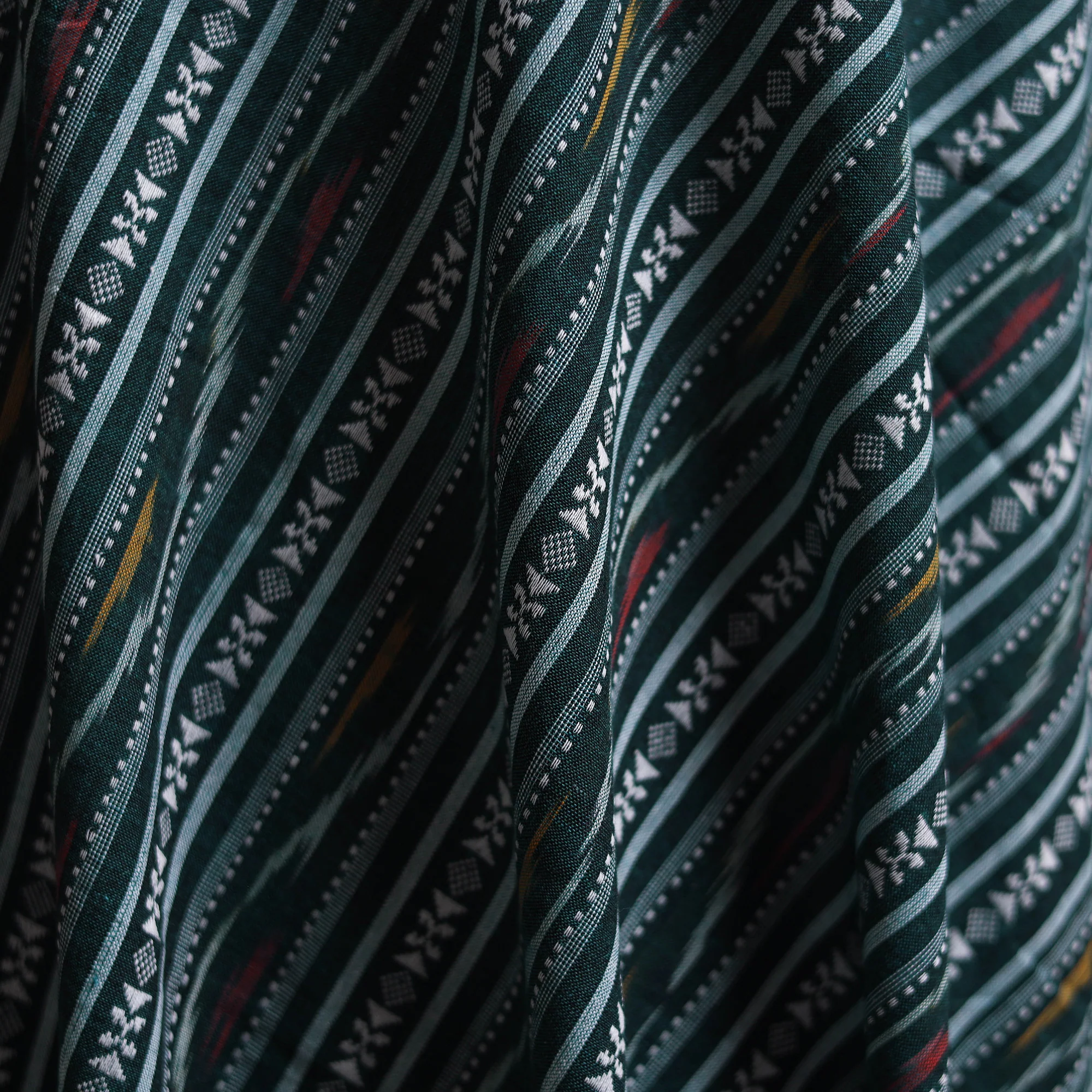 Green - Cotton Pochampally Dabi Ikat Fabric 05 - Image 3
