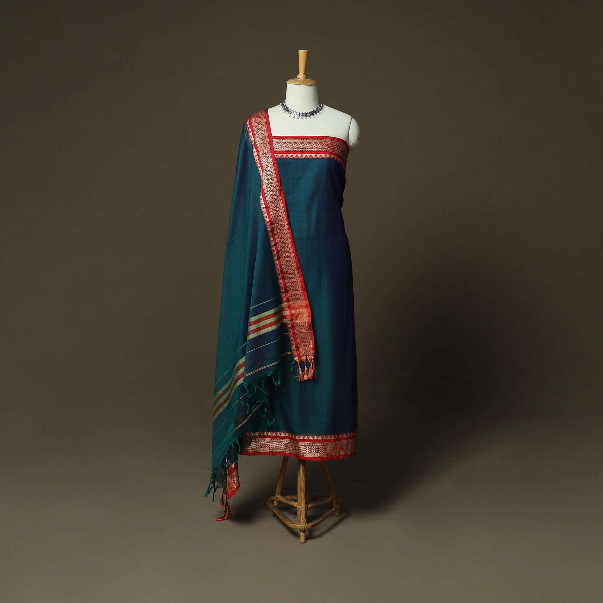 Green - Dharwad Woven Mercerised Cotton 3pc Unstitched Dress Material Suit Set 04