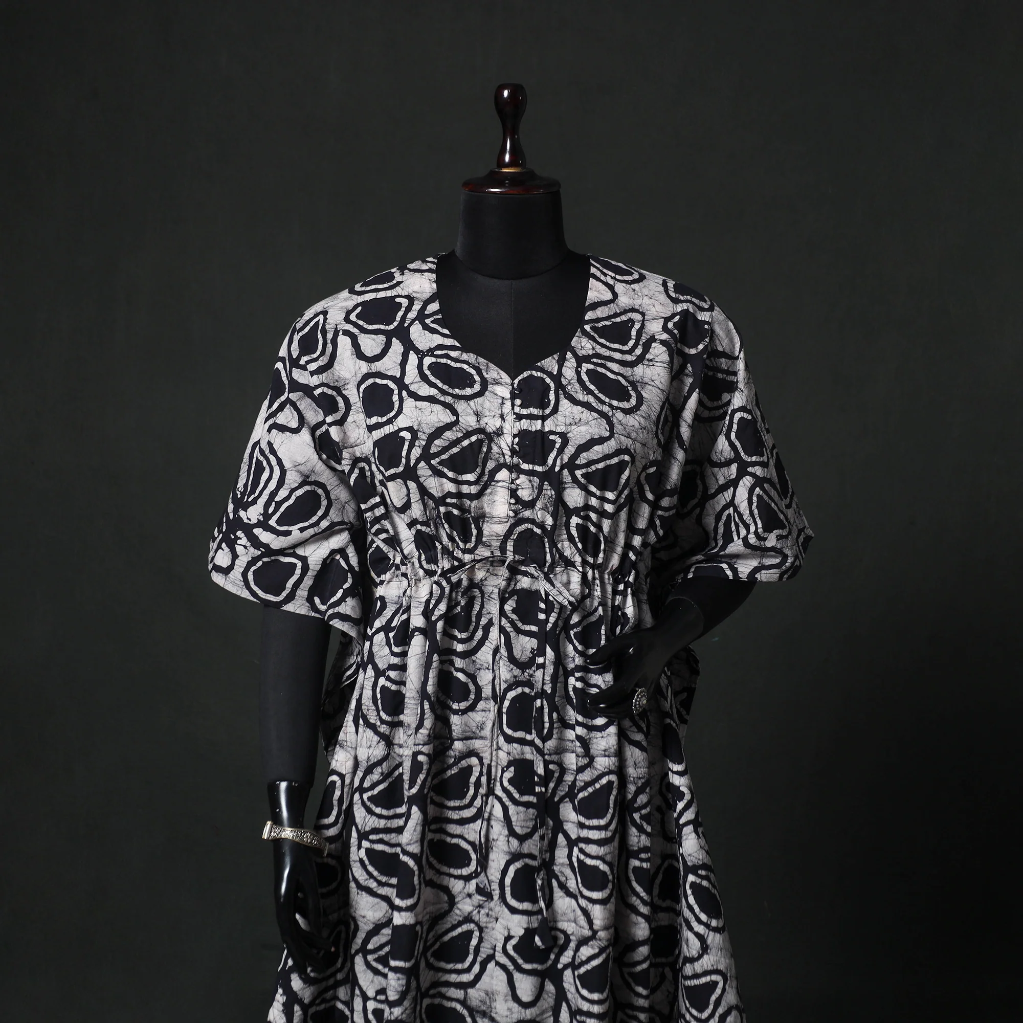 Black - Hand Block Batik Print Cotton Kaftan (Long) 26 - Image 2