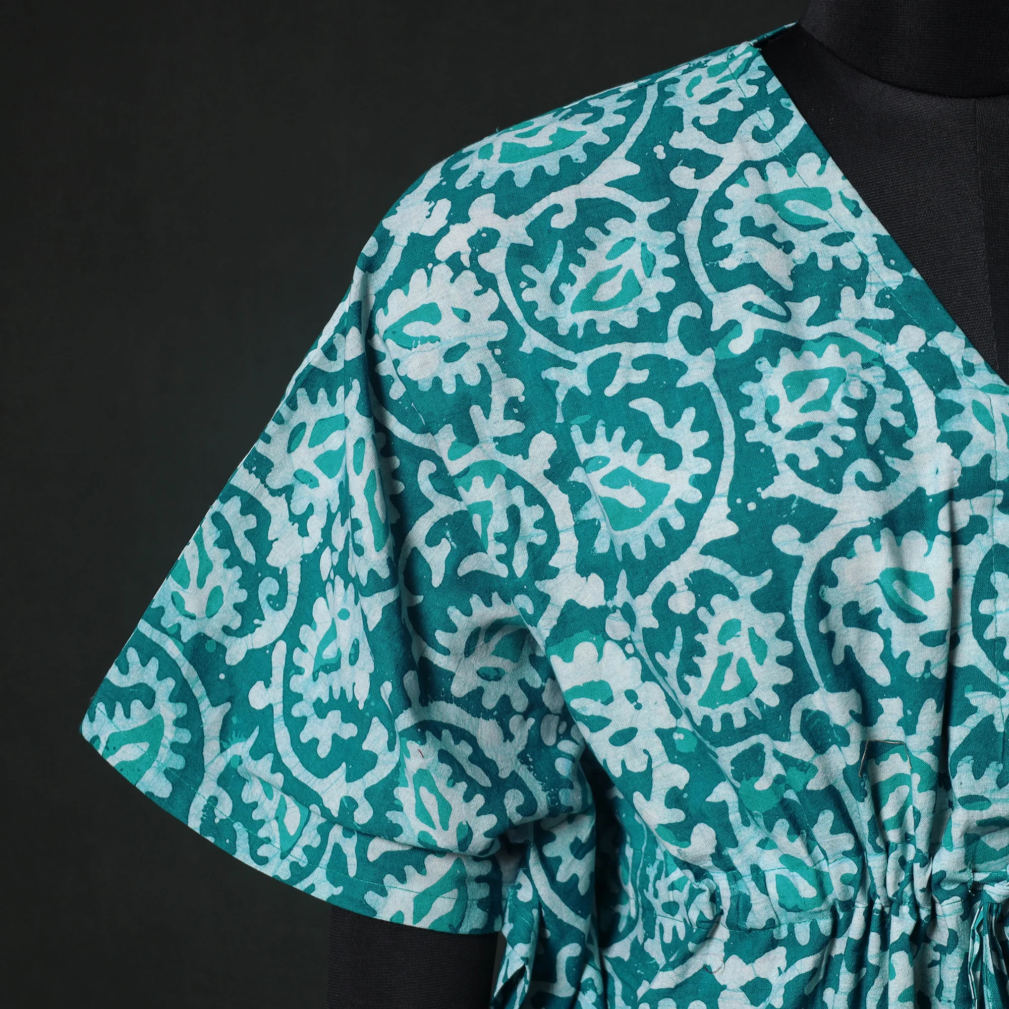 Green - Hand Block Batik Print Cotton Kaftan (Short) 31 - Image 4