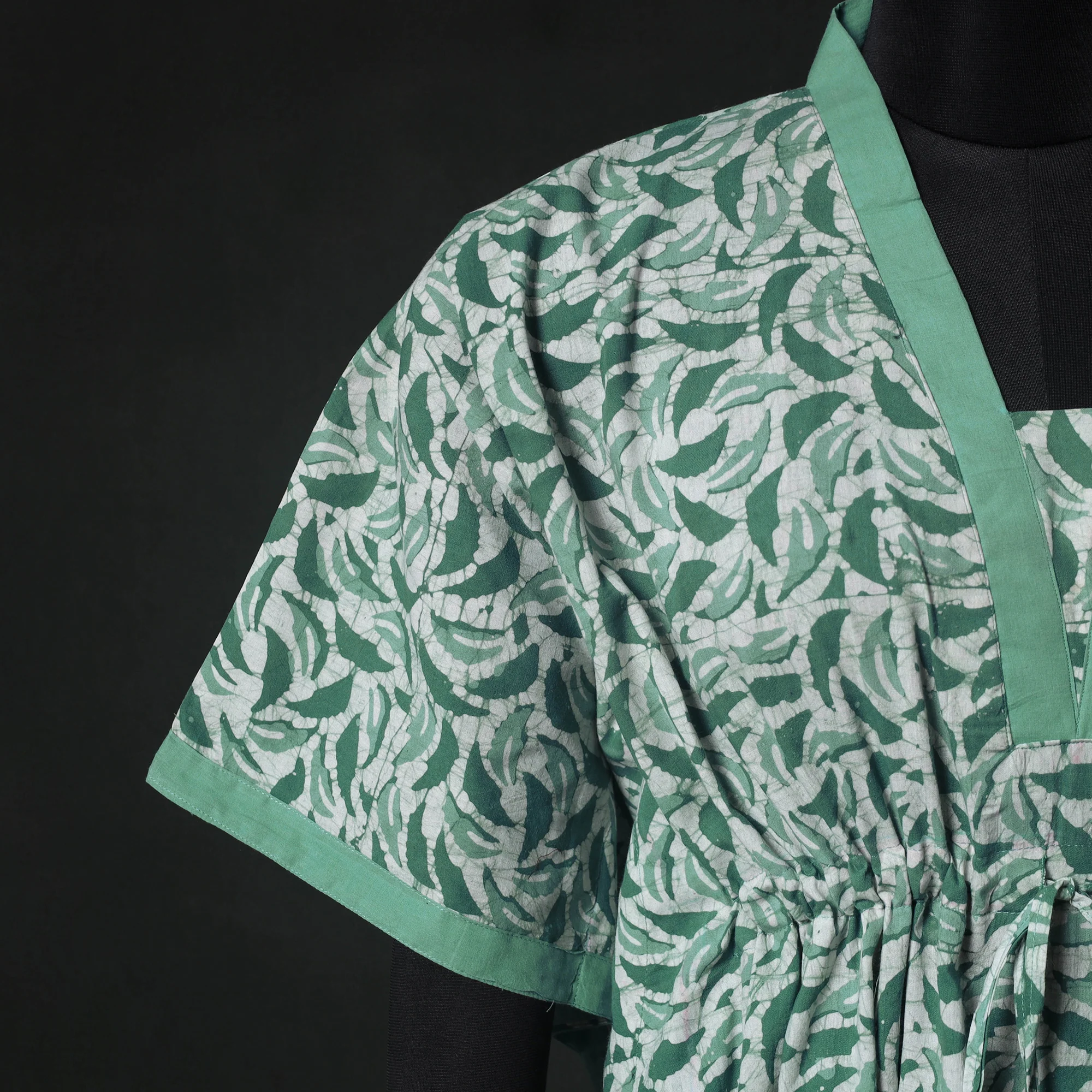 Green - Hand Block Batik Print Cotton Kaftan (Short) 47 - Image 3