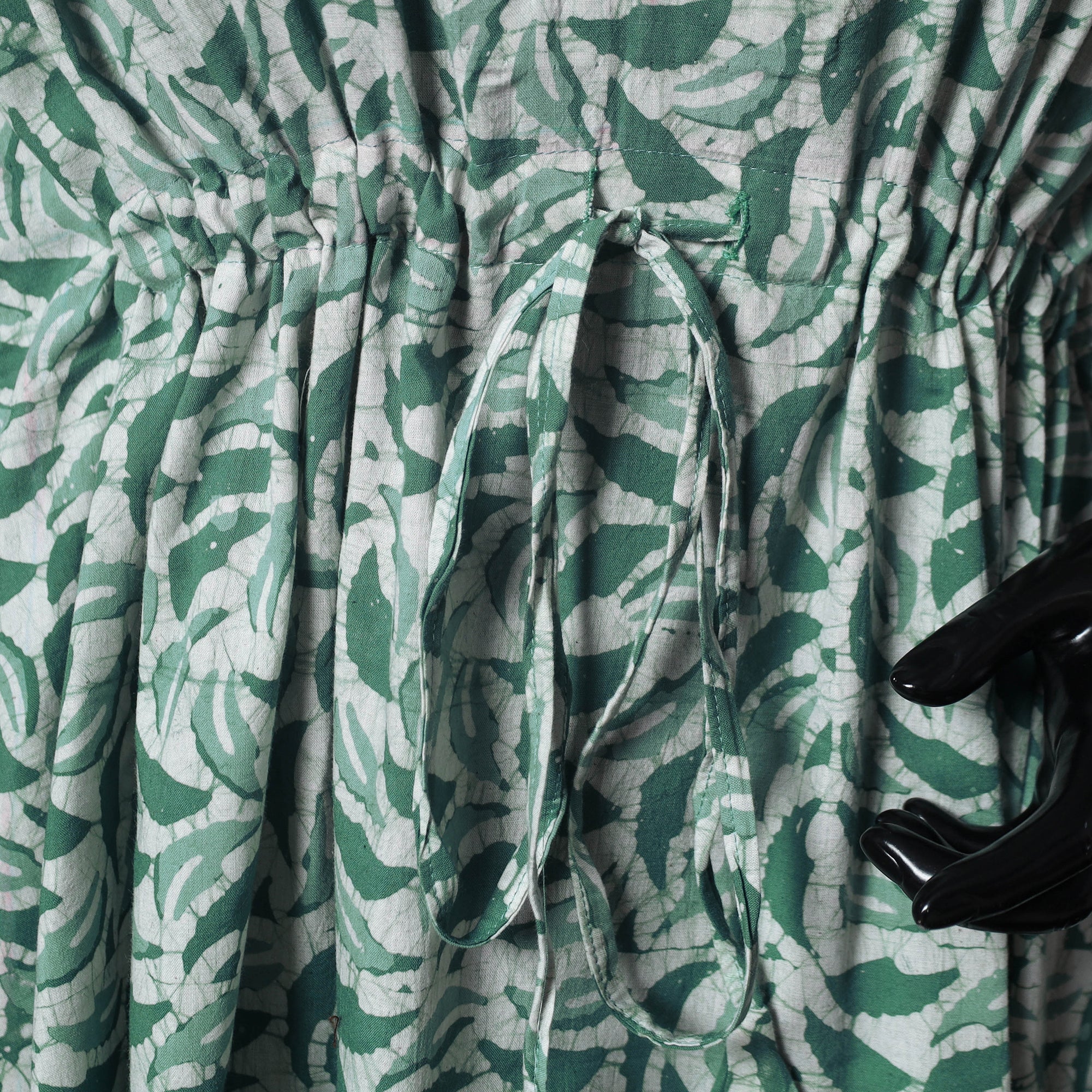 Green - Hand Block Batik Print Cotton Kaftan (Short) 47 - Image 4