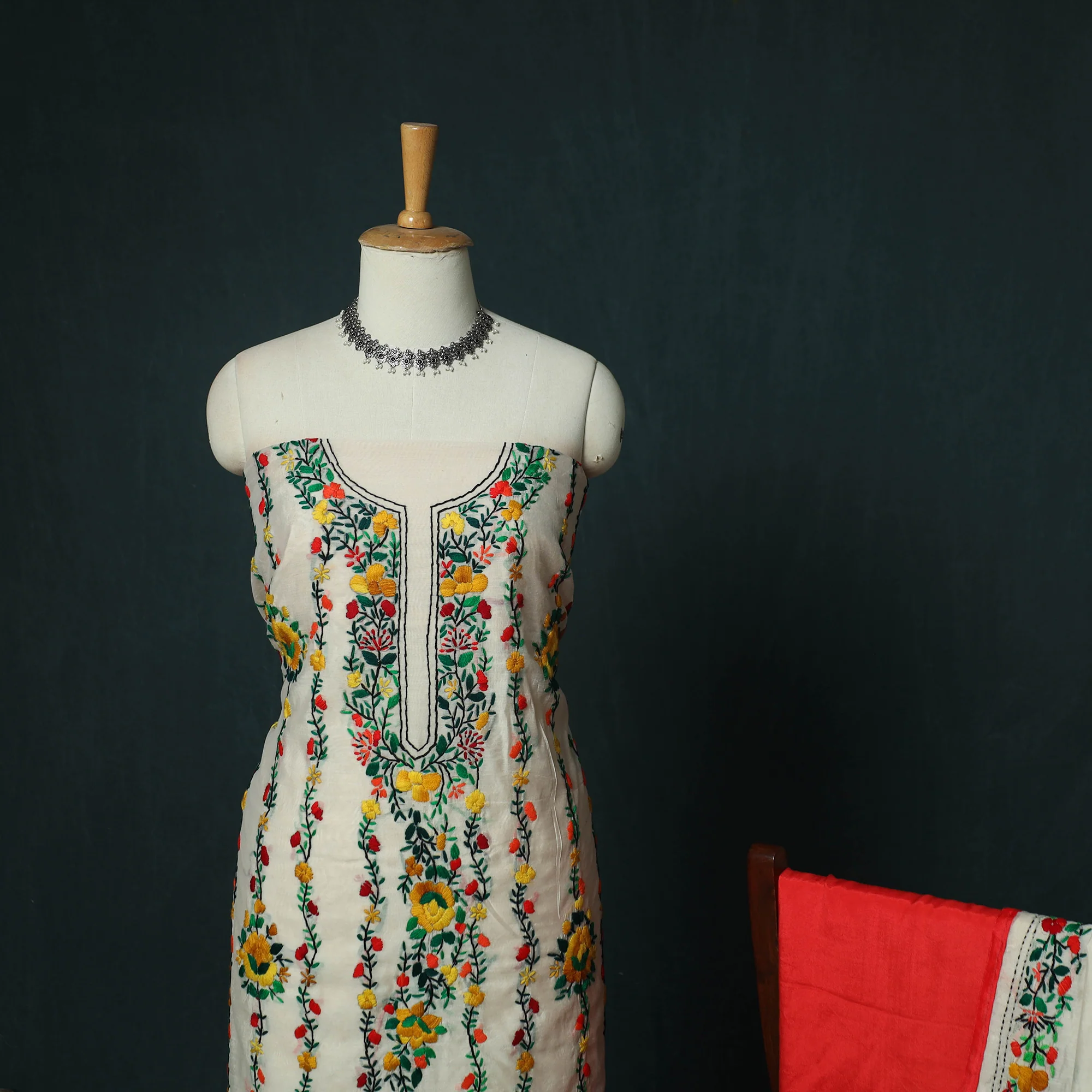Hand Embroidered Chanderi Silk 3pc Unstitched Dress Material 28 - Image 4
