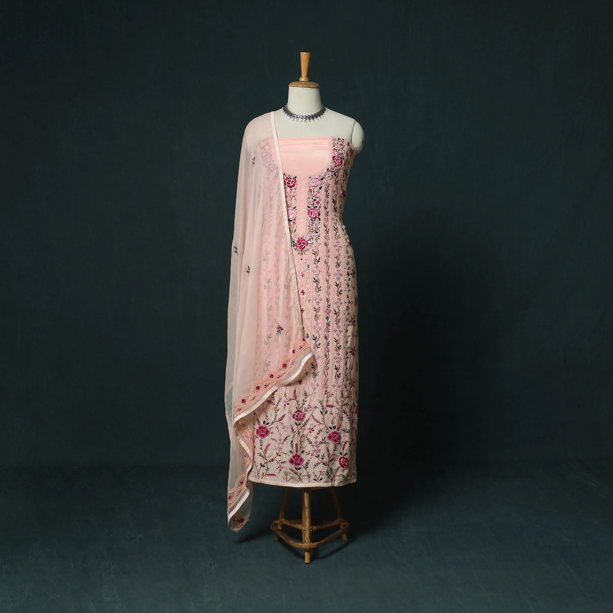 Hand Embroidered Muslin 3pc Unstitched Dress Material 08