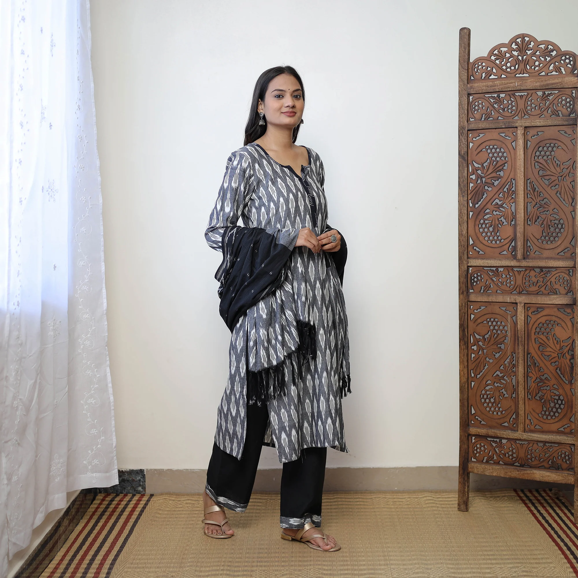 Grey - Handloom Cotton Pochampally Ikat Kurta Set 22 - Image 4