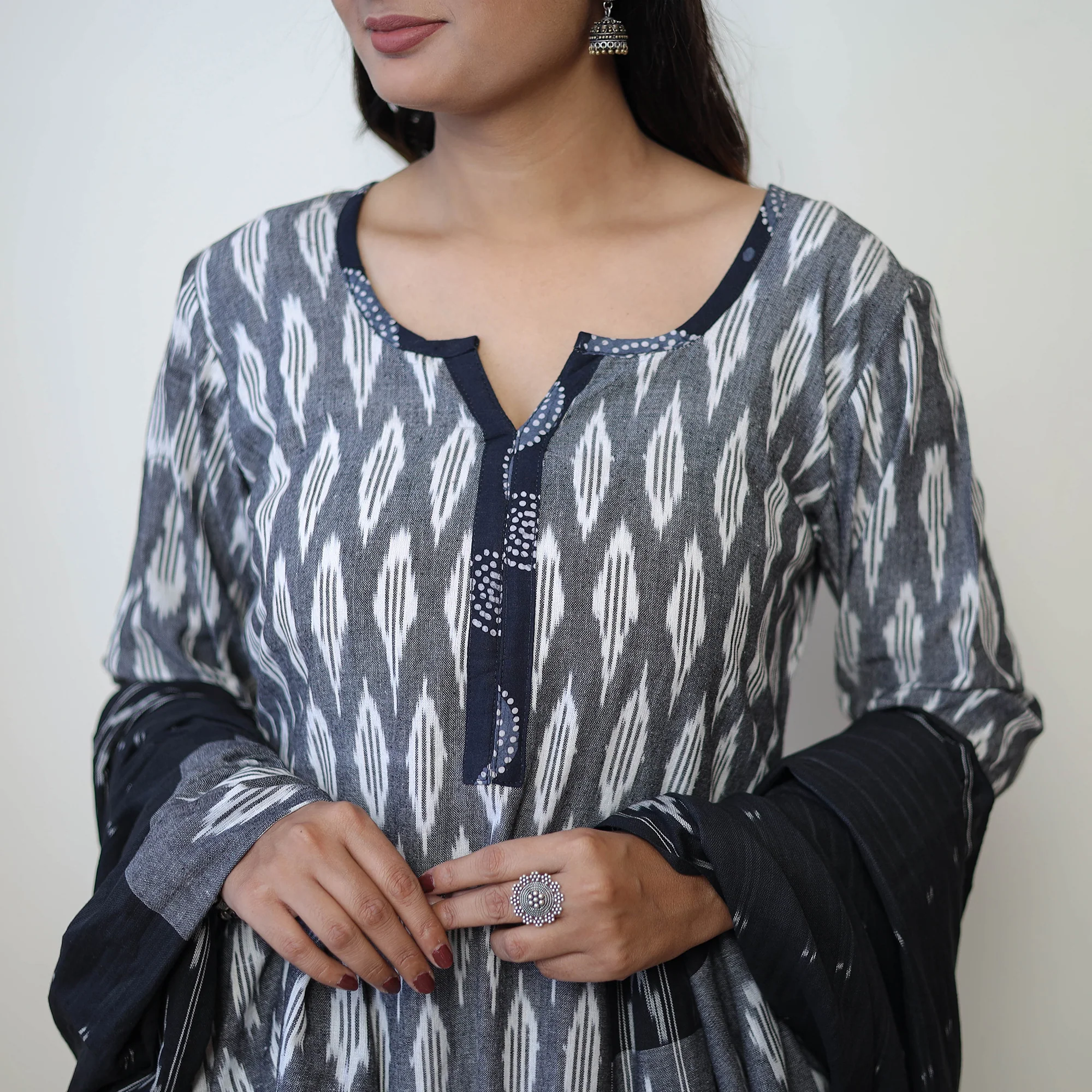 Grey - Handloom Cotton Pochampally Ikat Kurta Set 22 - Image 5