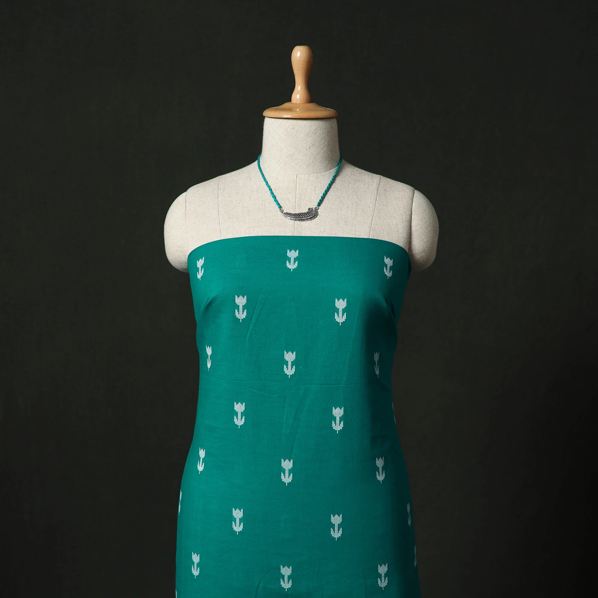 Jacquard Woven 2pc Cotton Unstitched Dress Material Kurta Set with Jewellery 03 - Image 2