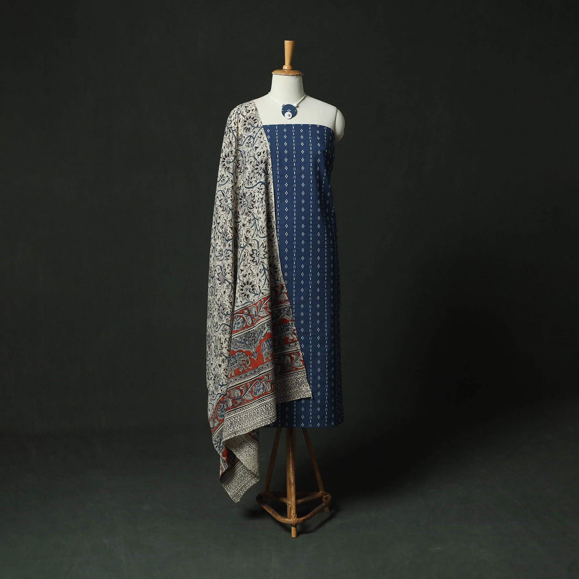 Jacquard Woven 2pc Cotton Unstitched Dress Material Kurta Set with Jewellery 04