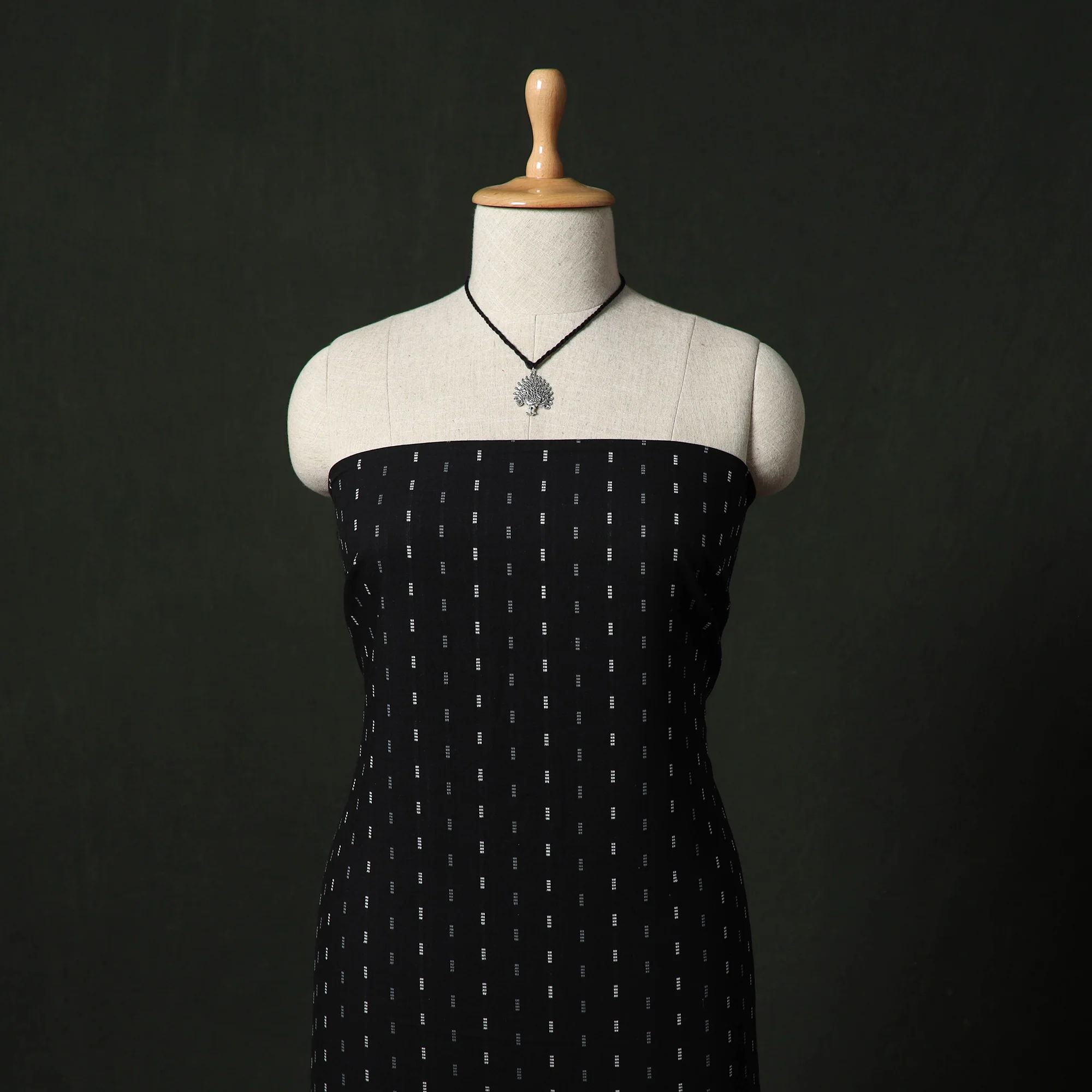 Jacquard Woven 2pc Cotton Unstitched Dress Material Kurta Set with Jewellery 05 - Image 2