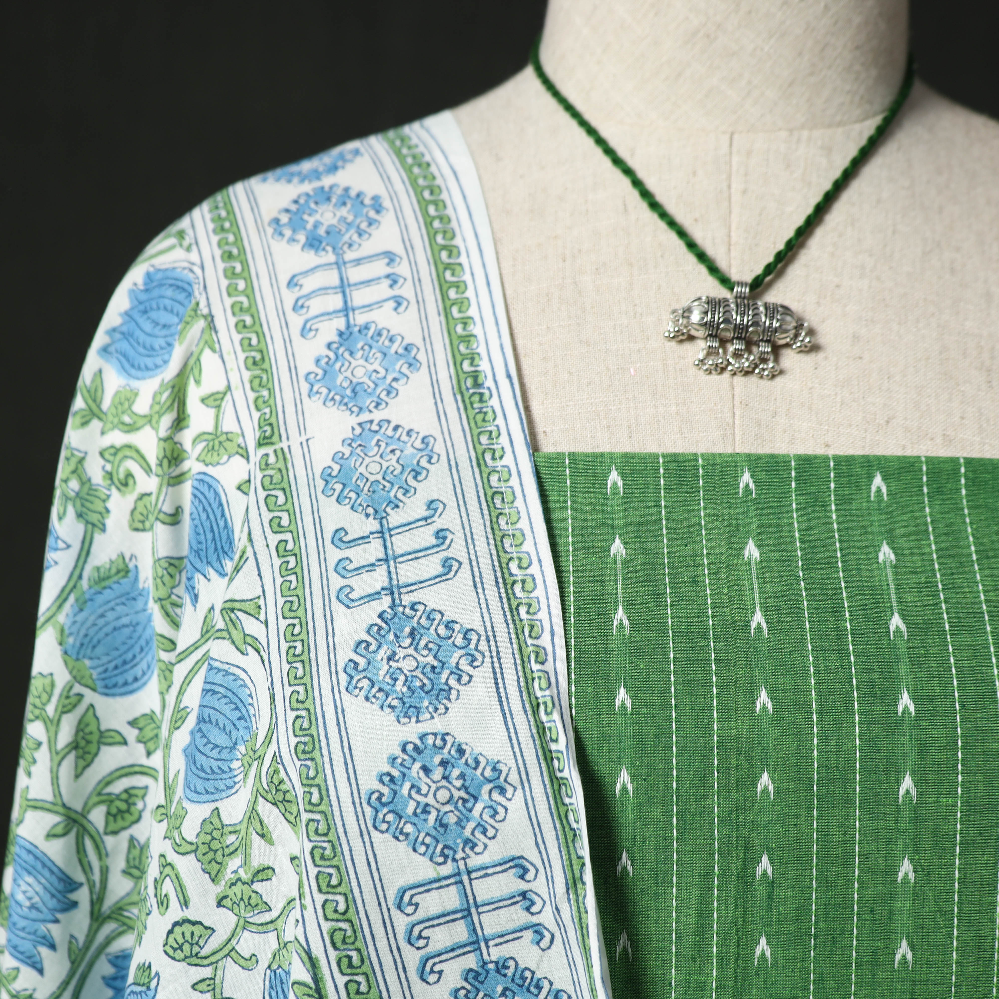 Jacquard Woven 2pc Cotton Unstitched Dress Material Kurta Set with Jewellery 07 - Image 3