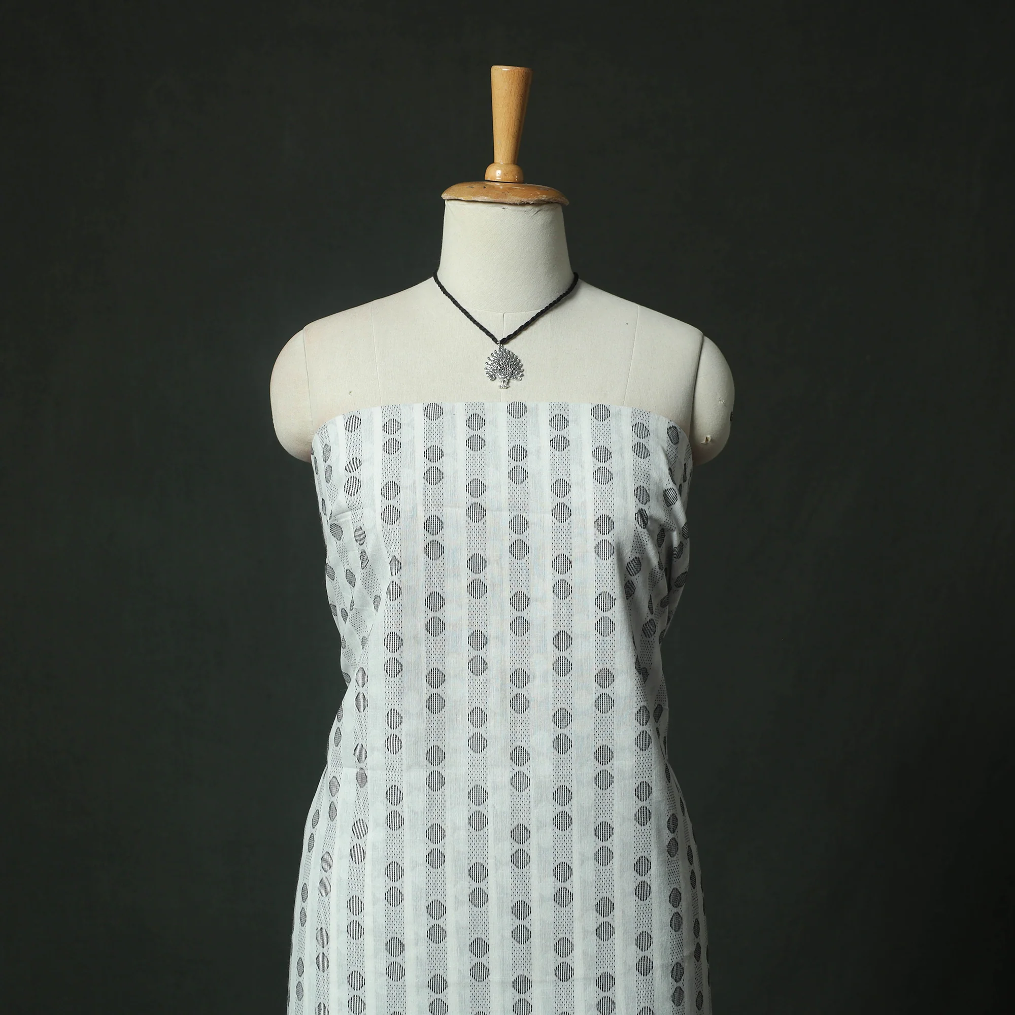 Jacquard Woven 2pc Cotton Unstitched Dress Material Kurta Set with Jewellery 08 - Image 2