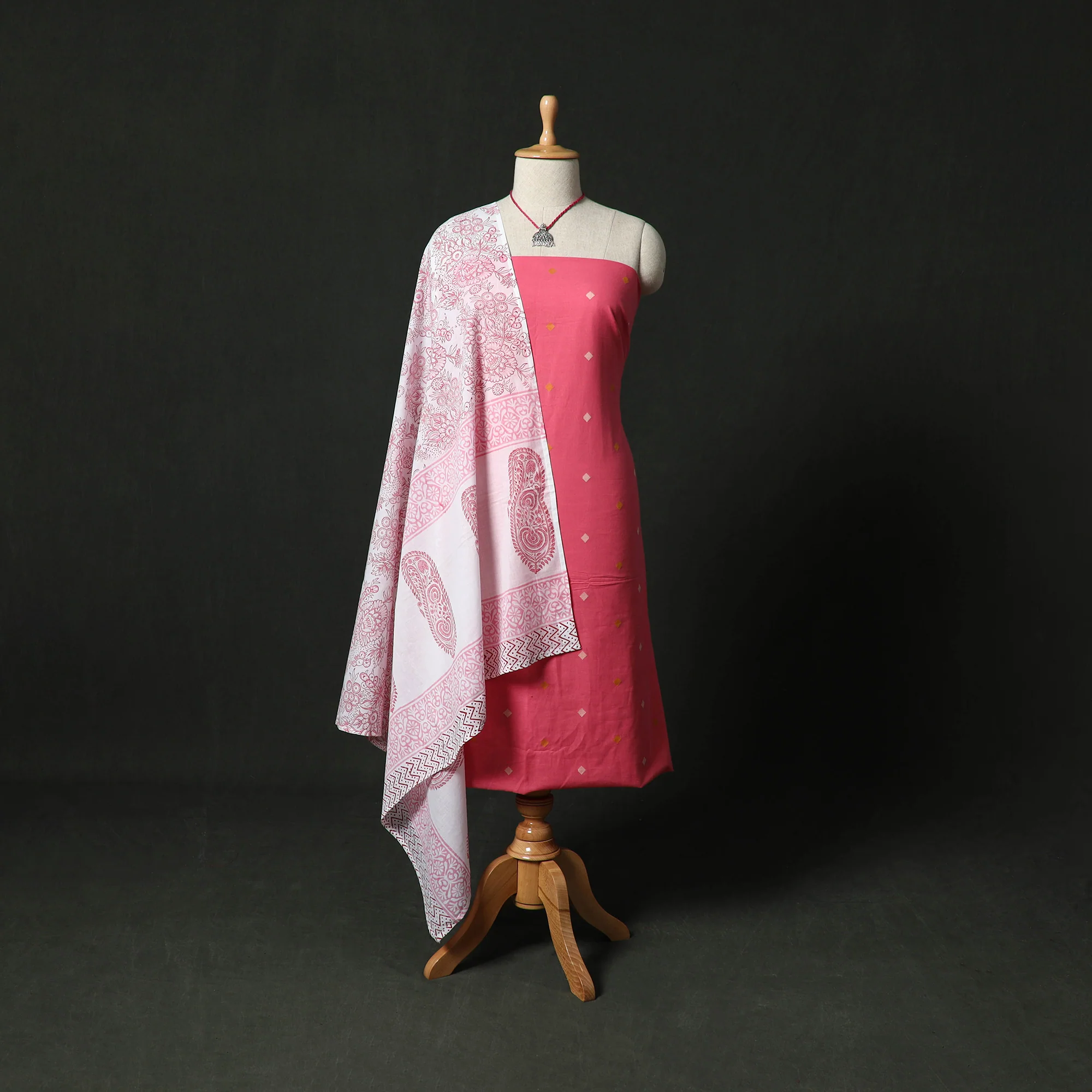 Jacquard Woven 2pc Cotton Unstitched Dress Material Kurta Set with Jewellery 09