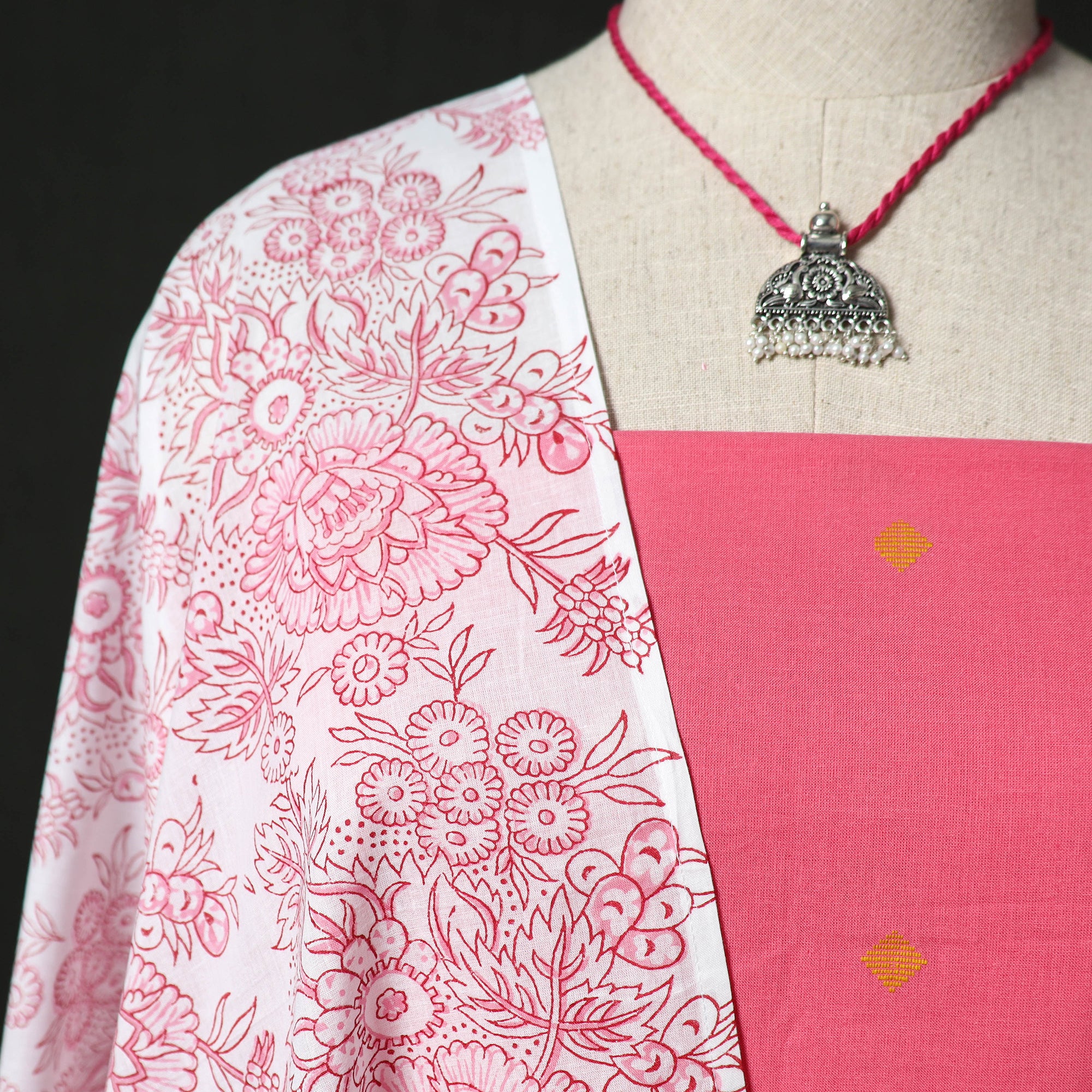 Jacquard Woven 2pc Cotton Unstitched Dress Material Kurta Set with Jewellery 09 - Image 3