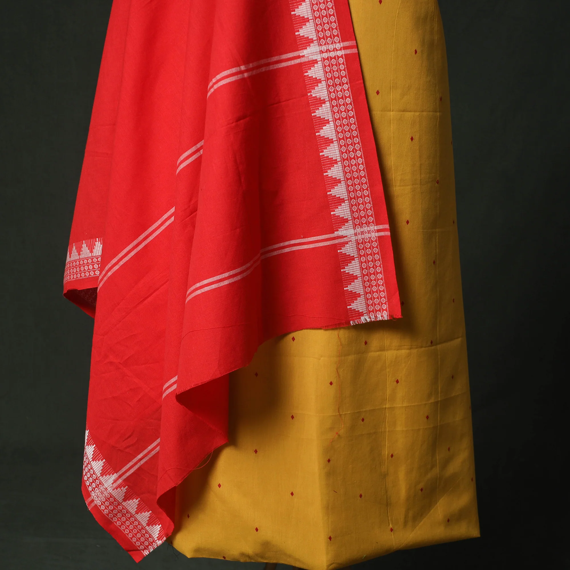 Jacquard Woven 2pc Cotton Unstitched Dress Material Kurta Set with Jewellery 10 - Image 4