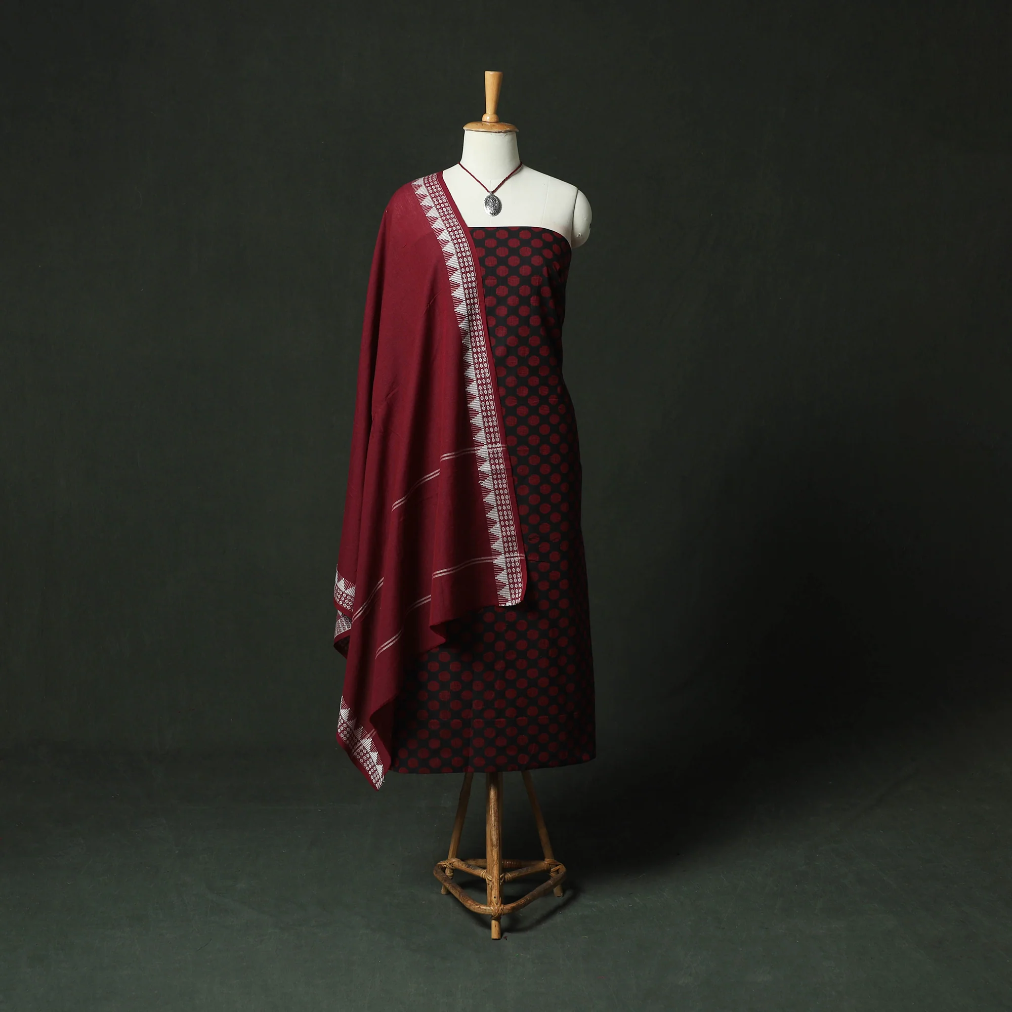 Jacquard Woven 2pc Cotton Unstitched Dress Material Kurta Set with Jewellery 12