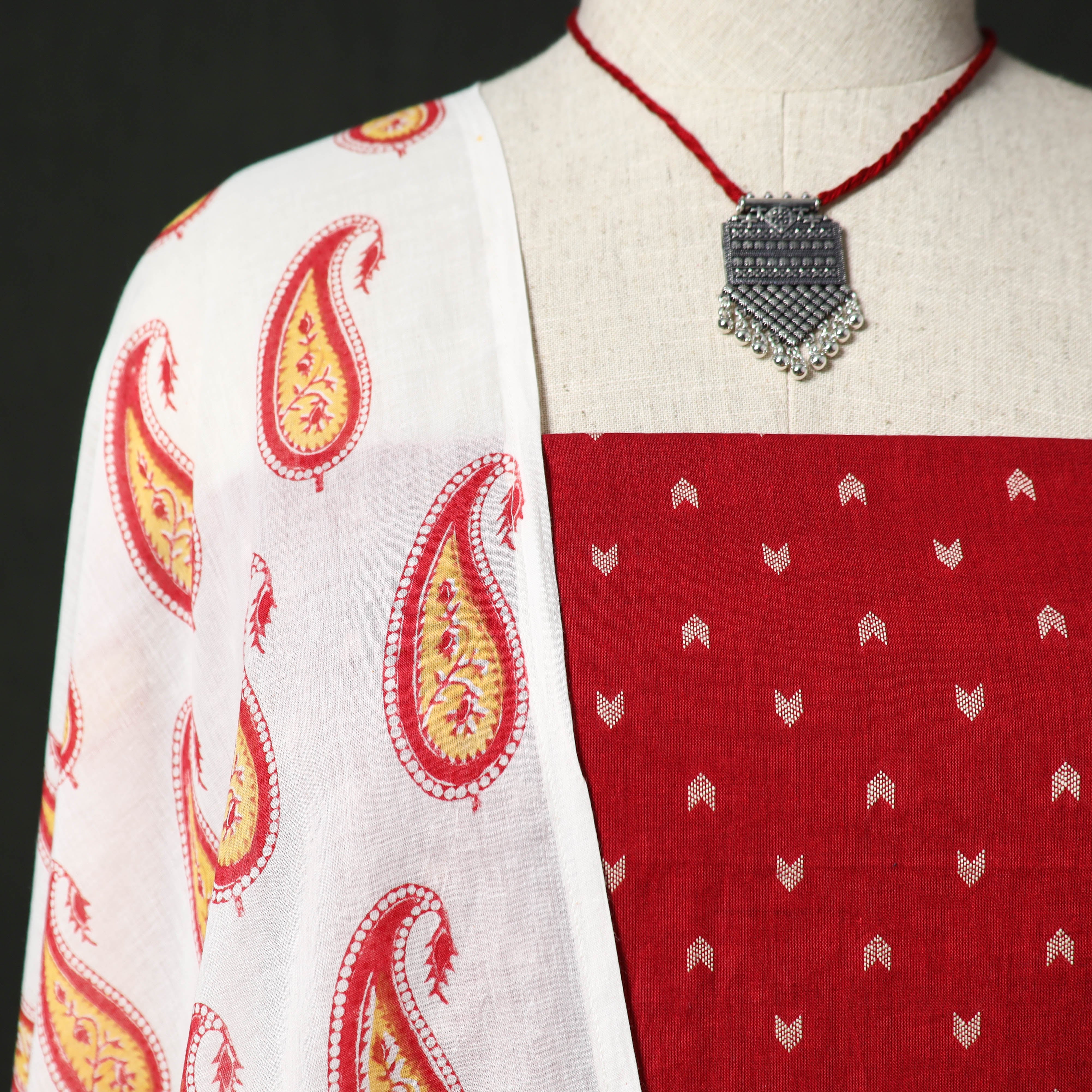 Jacquard Woven 2pc Cotton Unstitched Dress Material Kurta Set with Jewellery 12 - Image 3