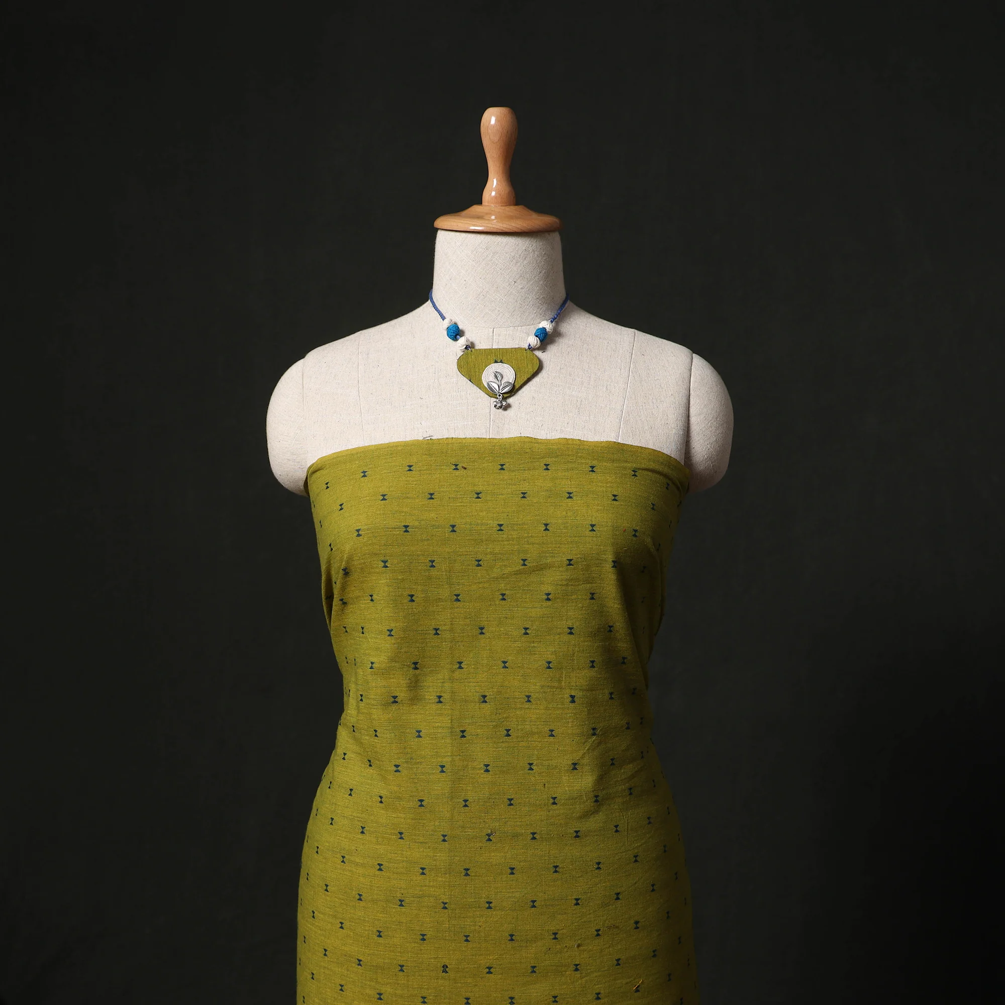 Jacquard Woven 2pc Cotton Unstitched Dress Material Kurta Set with Jewellery 26 - Image 2